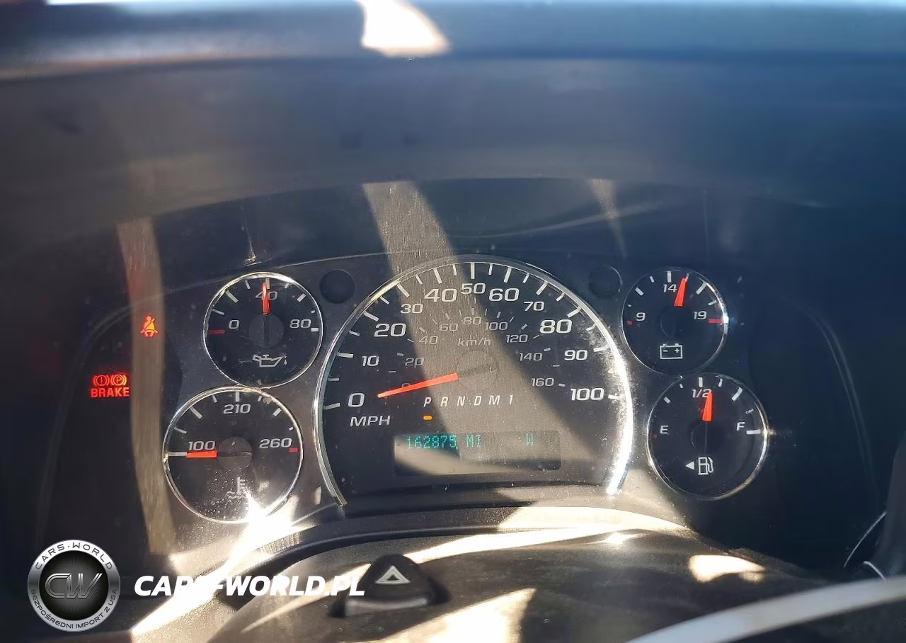 2019 Chevrolet Express G2500 VIN:1GCWGAFP0K1166368 - 9