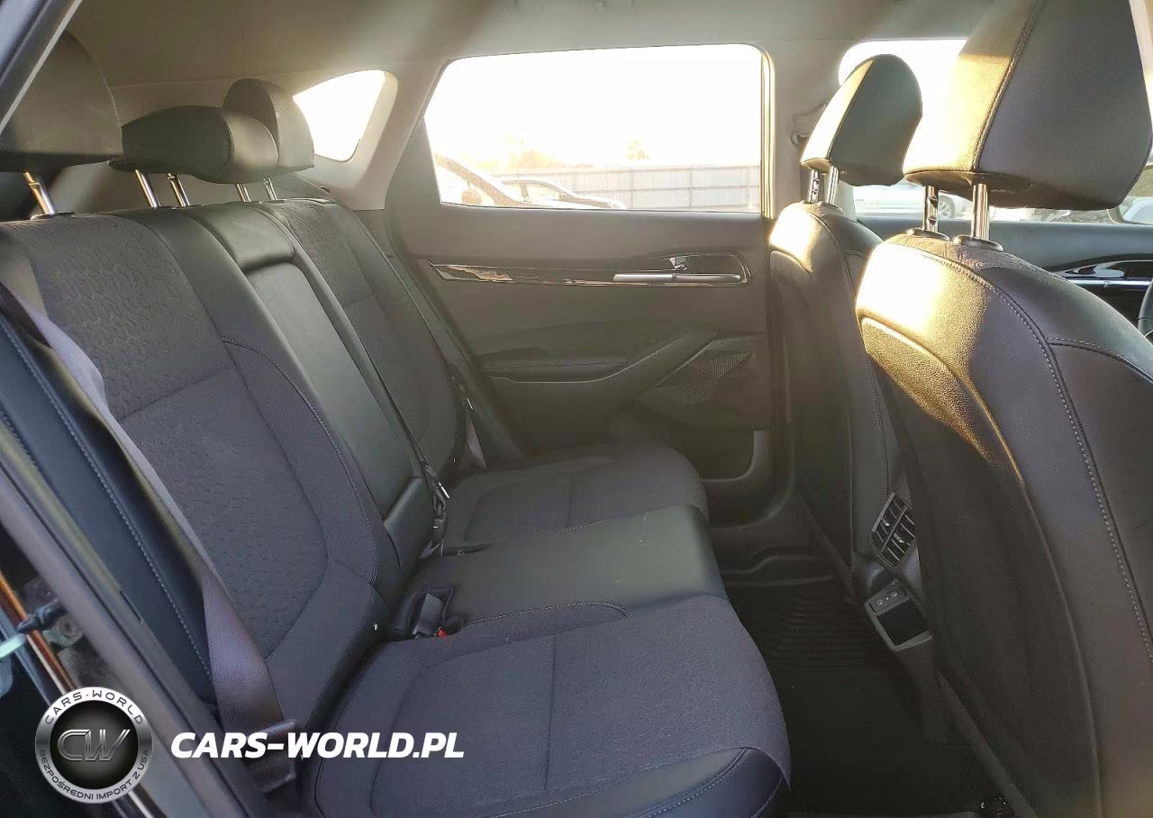 2025 Kia Seltos S VIN:KNDEU2AA9S7783794 - 11