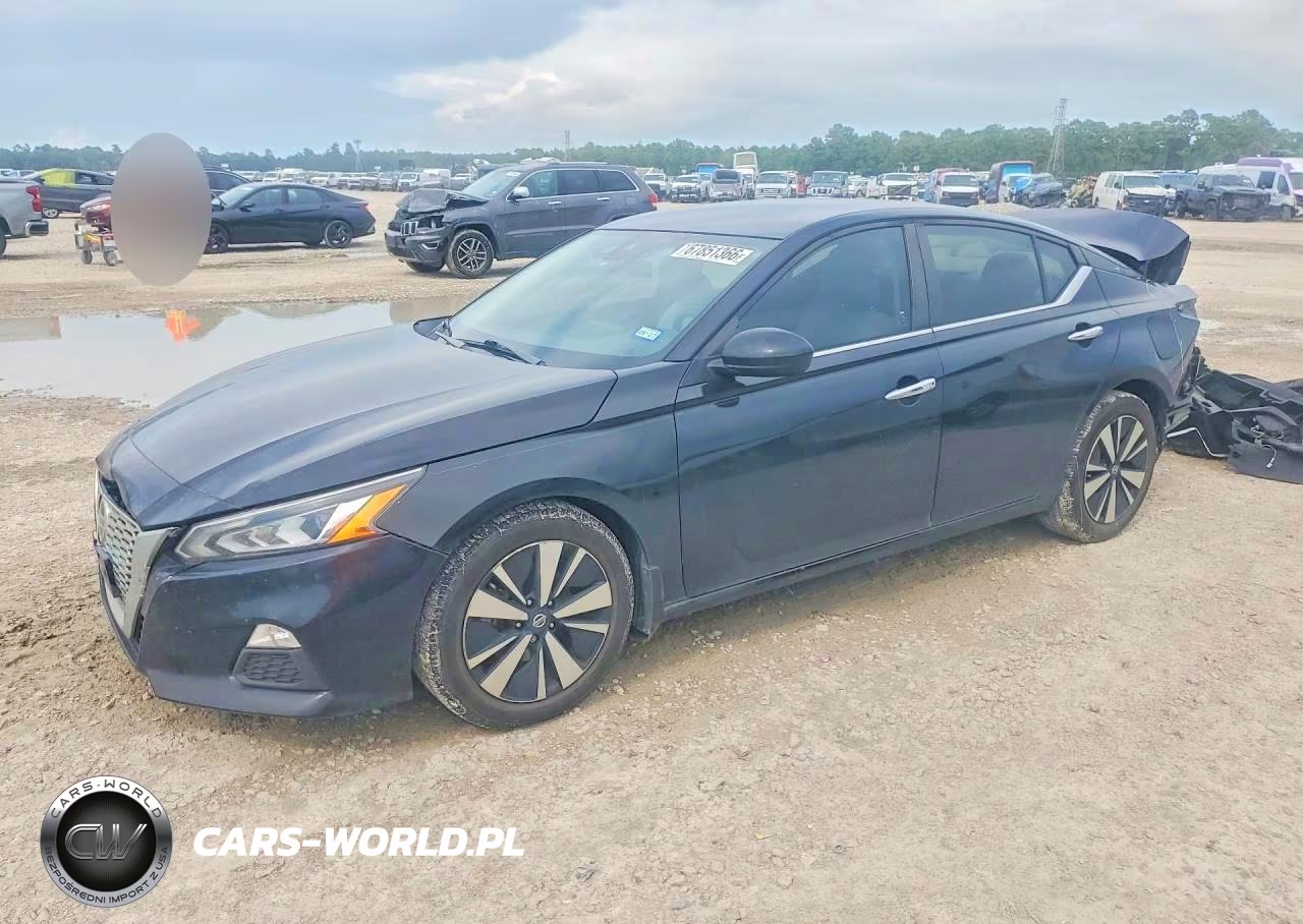 2022 Nissan Altima Sv