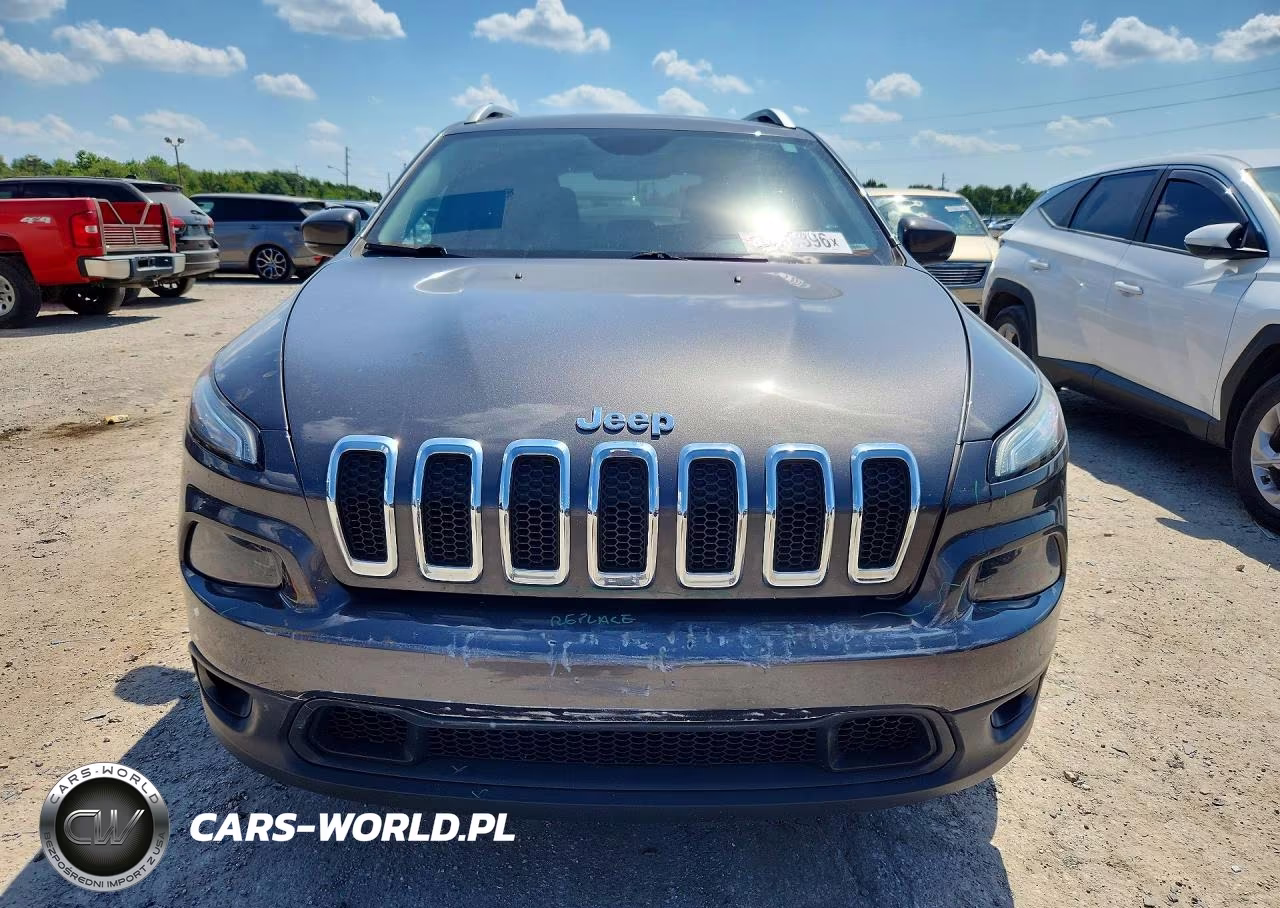 2016 Jeep Cherokee Latitude VIN:1C4PJMCB5GW261762 - 5