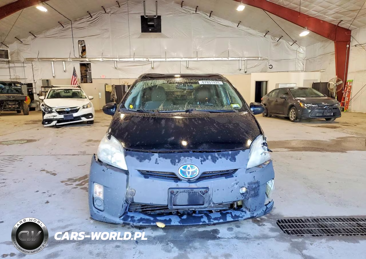 2011 Toyota Prius Two VIN:JTDKN3DU4B5355400 - 5