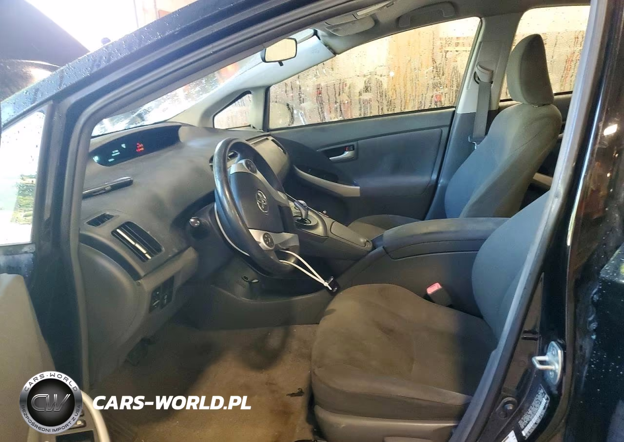 2011 Toyota Prius Two VIN:JTDKN3DU4B5355400 - 7