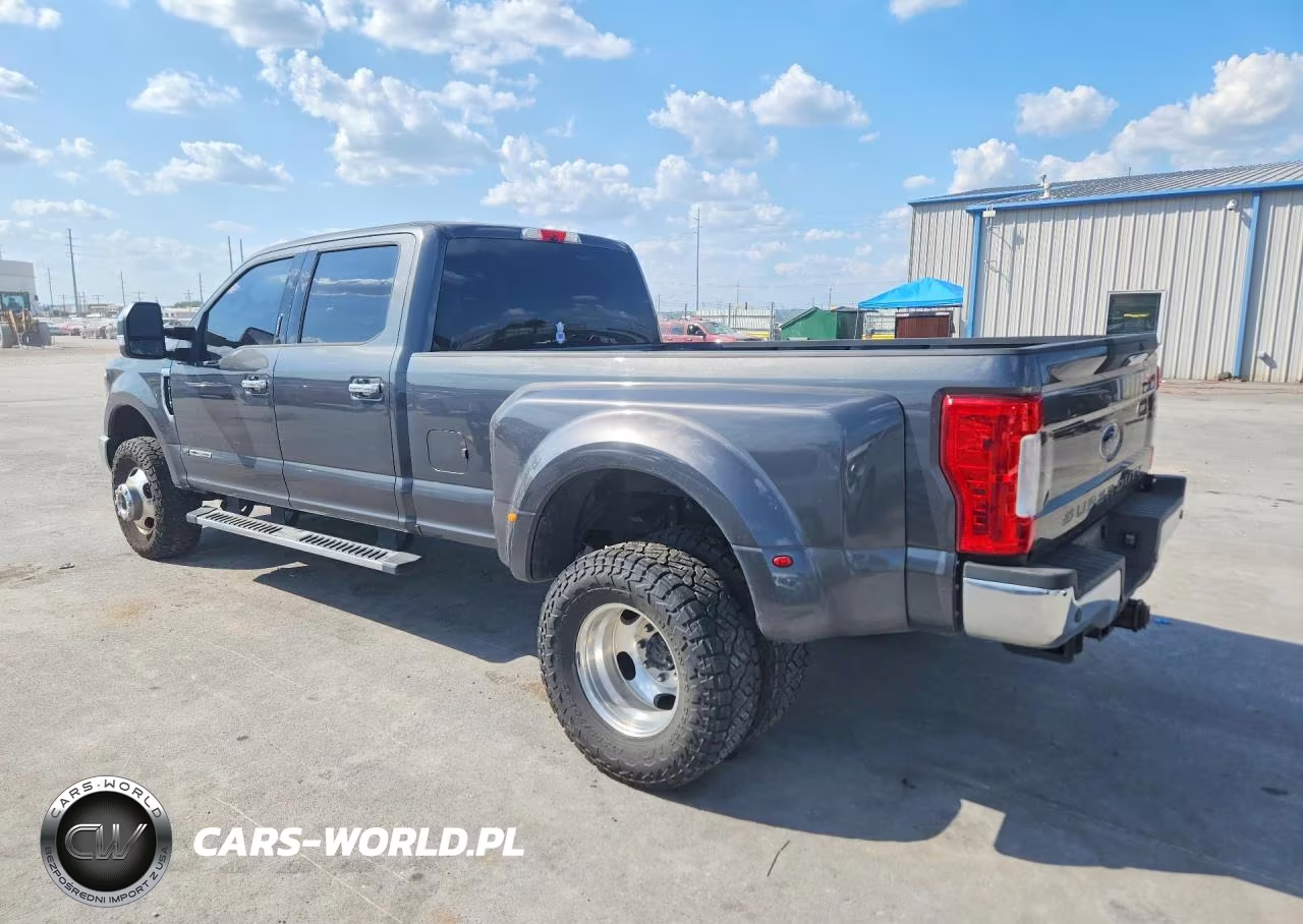 2019 Ford F350 Super Duty VIN:1FT8W3DTXKEF69015 - 2