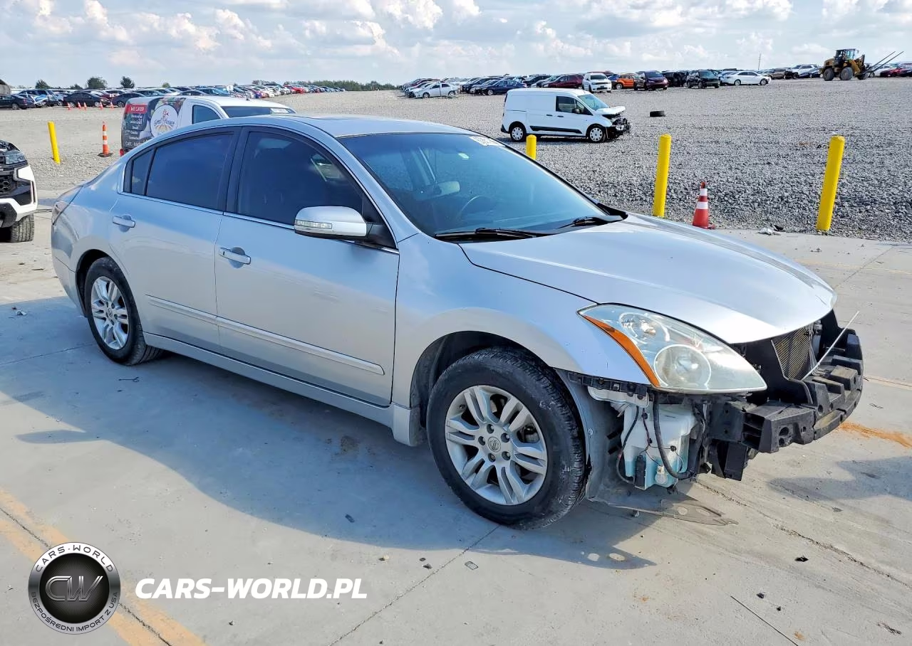 2012 Nissan Altima 2.5 VIN:1N4AL2AP4CC137552 - 4