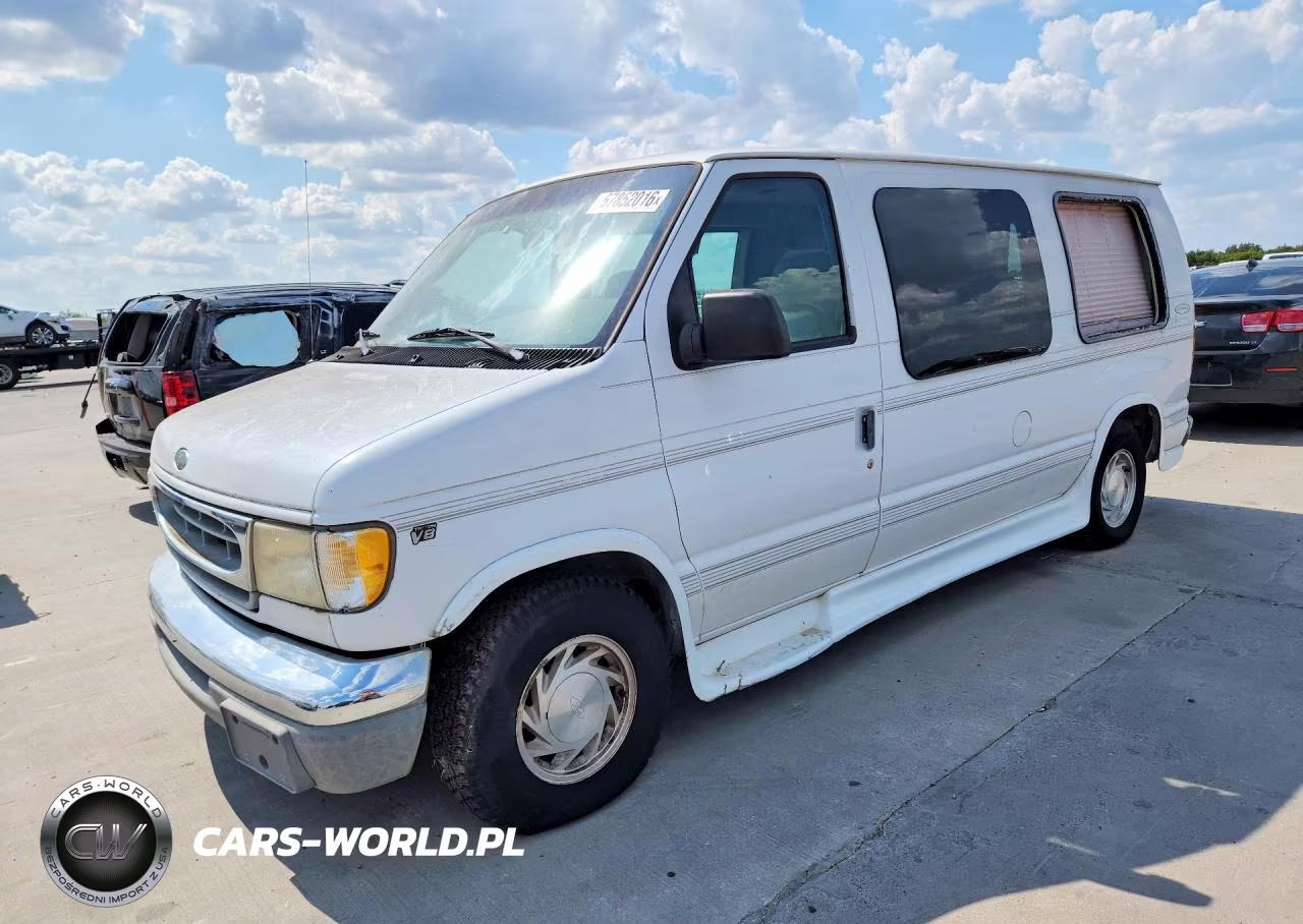 2000 Ford Econoline E150 Van