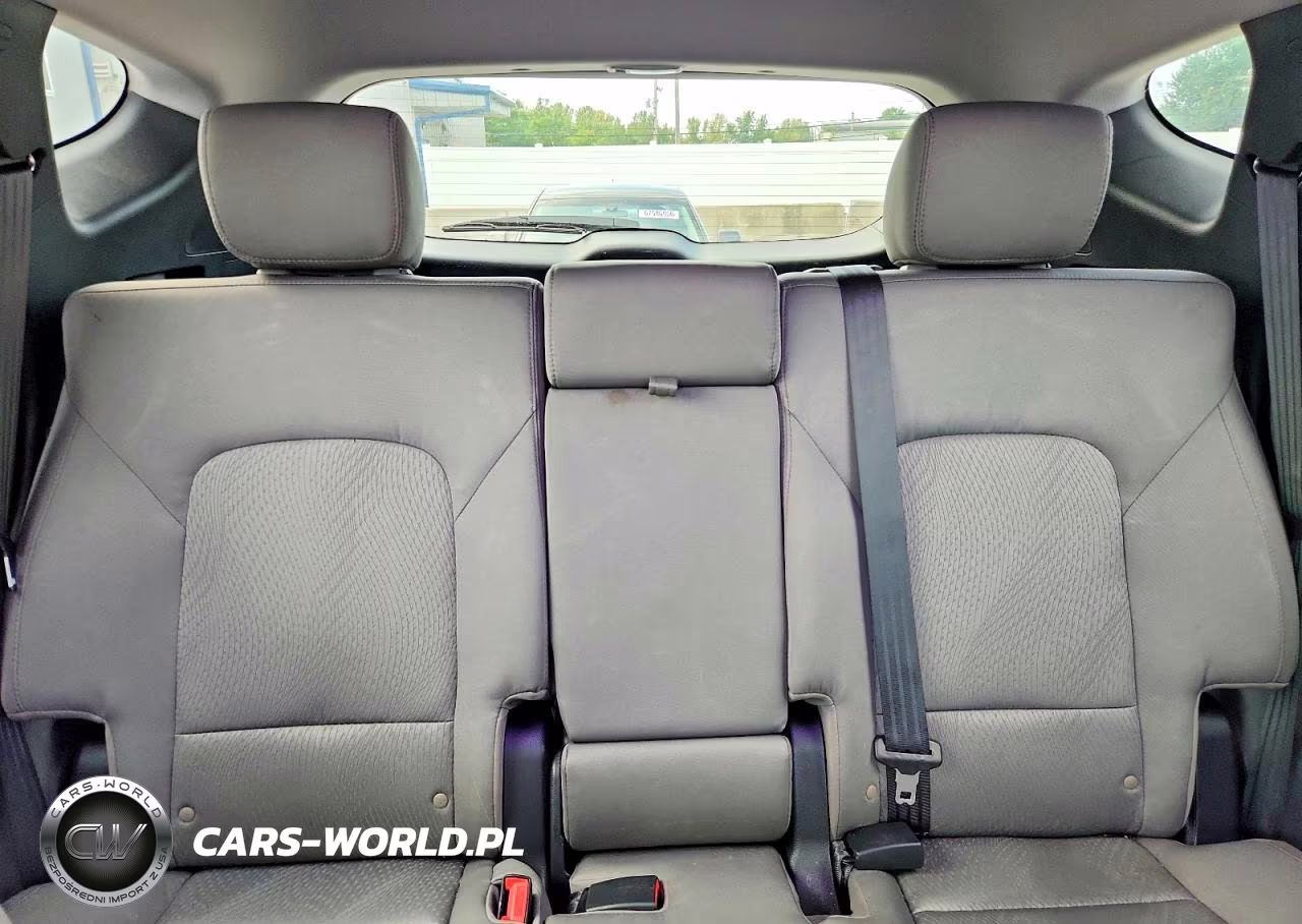 2018 Hyundai Santa Fe Sport 2.4L VIN:5NMZUDLB4JH070456 - 10