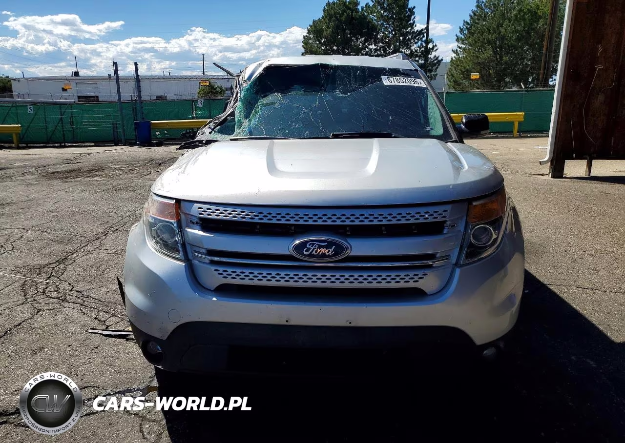 2012 Ford Explorer Xlt VIN:1FMHK8D82CGA17157 - 5