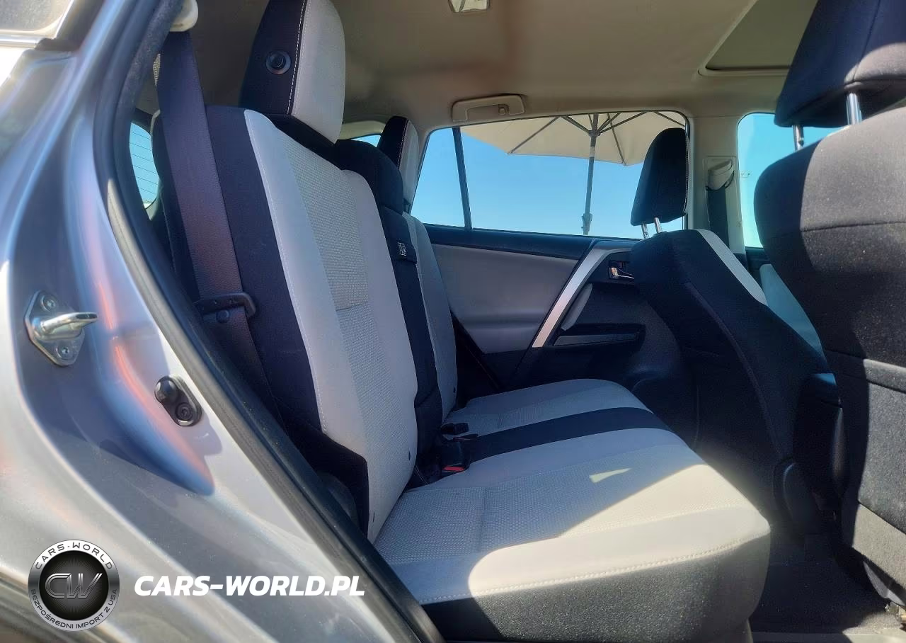 2017 Toyota Rav4 Hybrid Xle VIN:JTMRJREV3HD129030 - 11