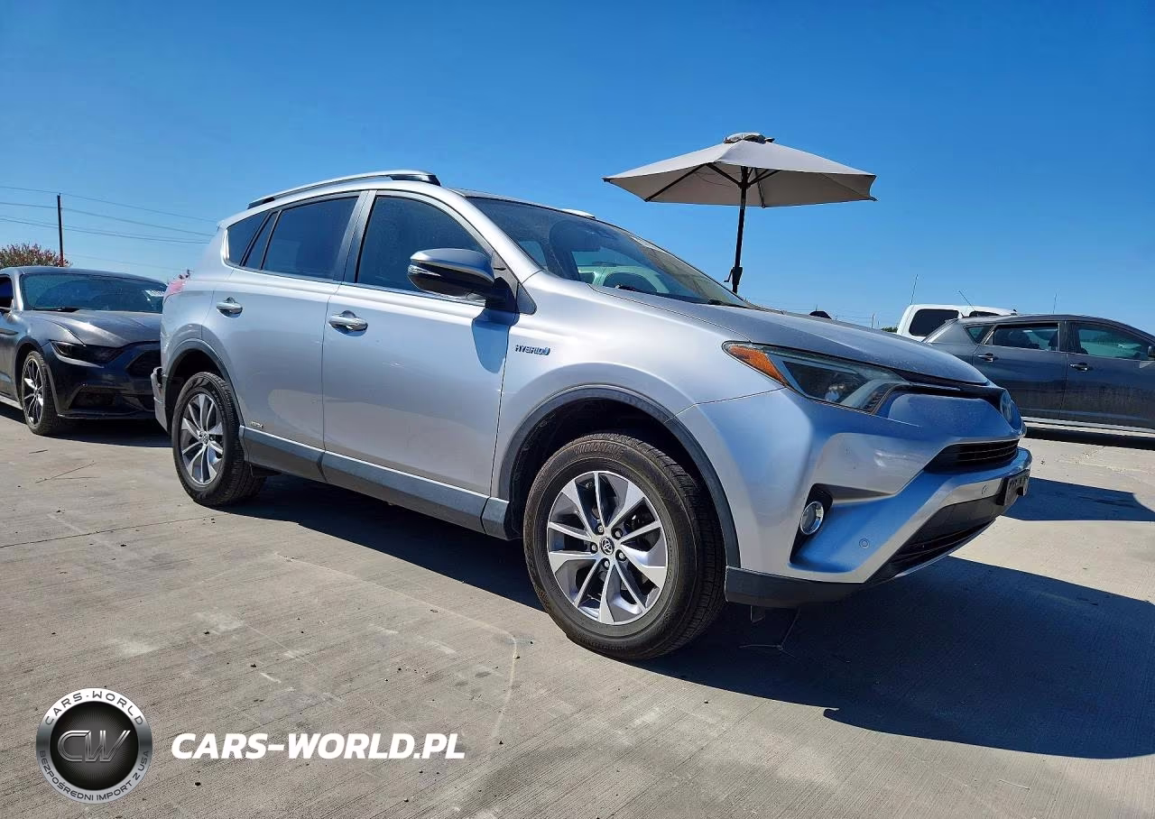 2017 Toyota Rav4 Hybrid Xle VIN:JTMRJREV3HD129030 - 4