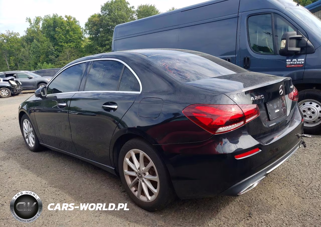 2021 Mercedes-Benz A 220 4Matic VIN:W1K3G4FB2MJ270054 - 2