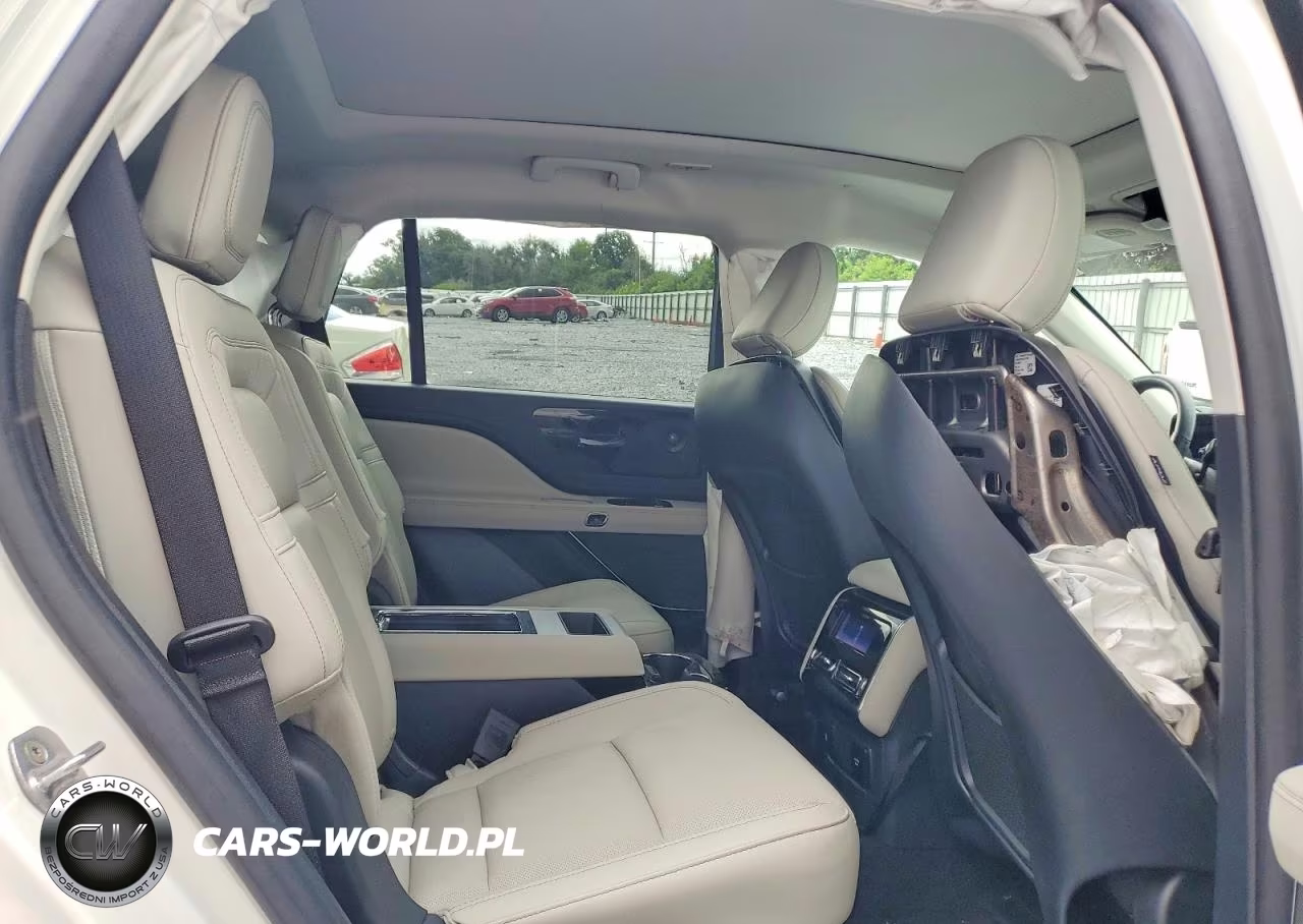 2025 Lincoln Aviator Reserve VIN:5LM5J7WC6SGL16387 - 11