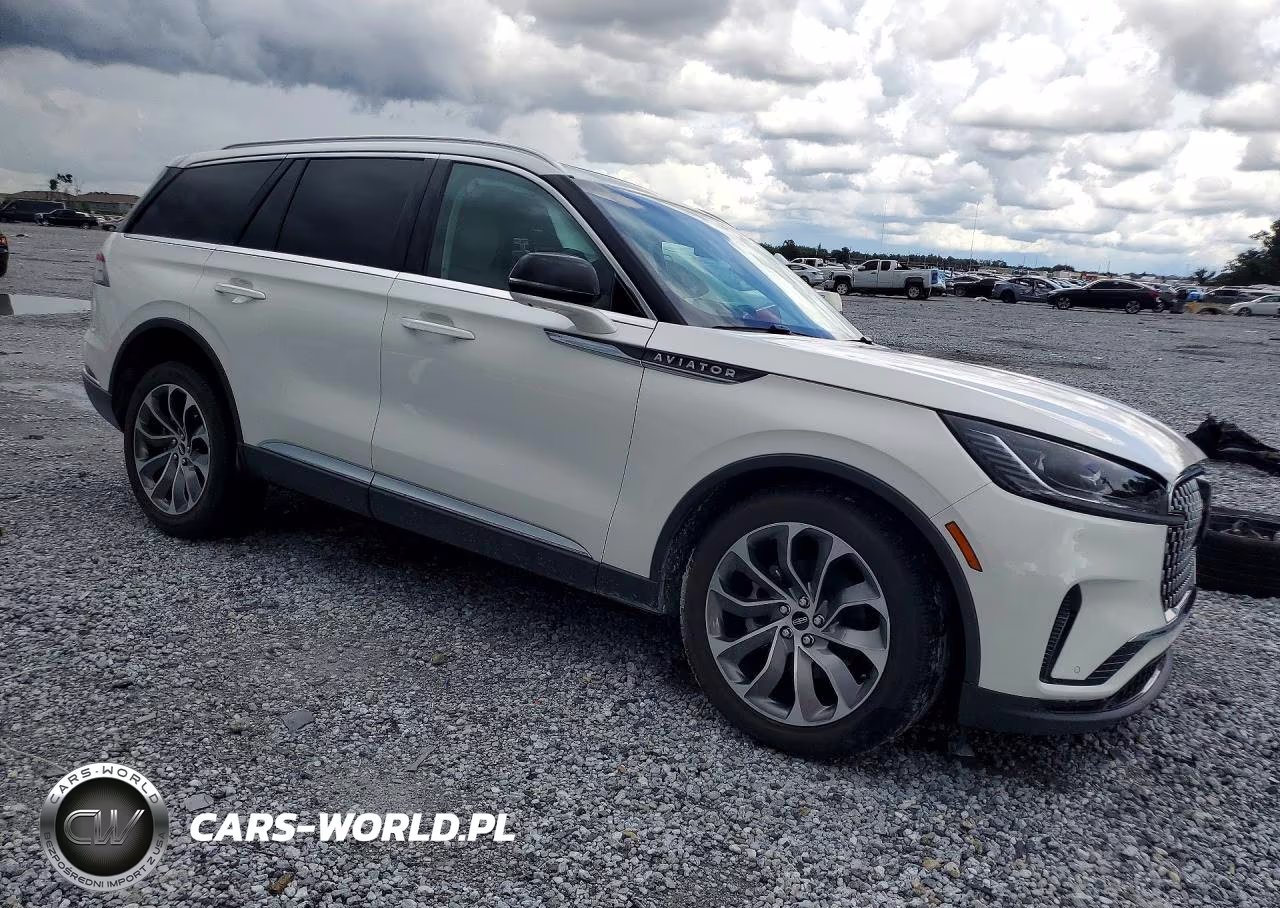 2025 Lincoln Aviator Reserve VIN:5LM5J7WC6SGL16387 - 4