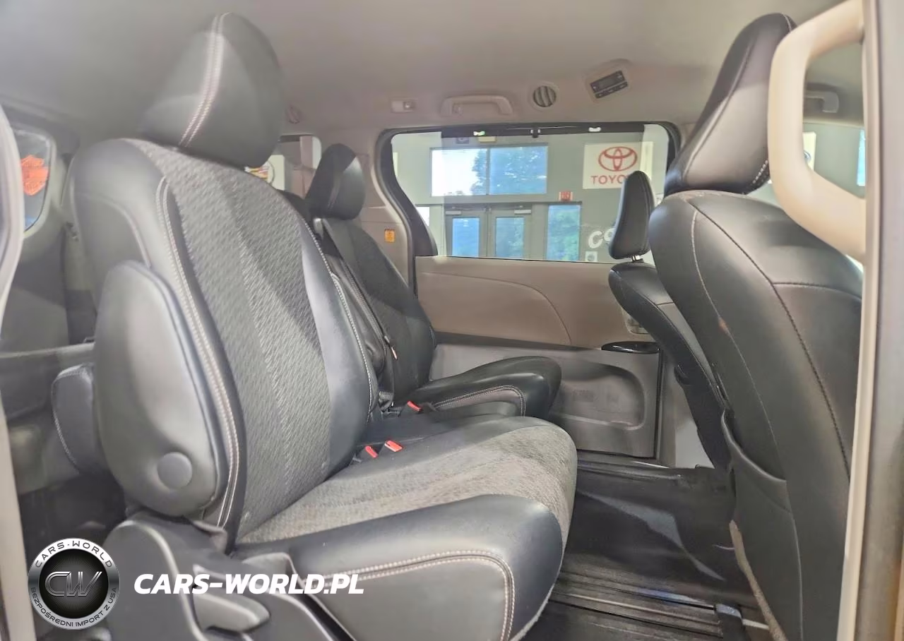 2012 Toyota Sienna Sport VIN:5TDXK3DC4CS188473 - 11