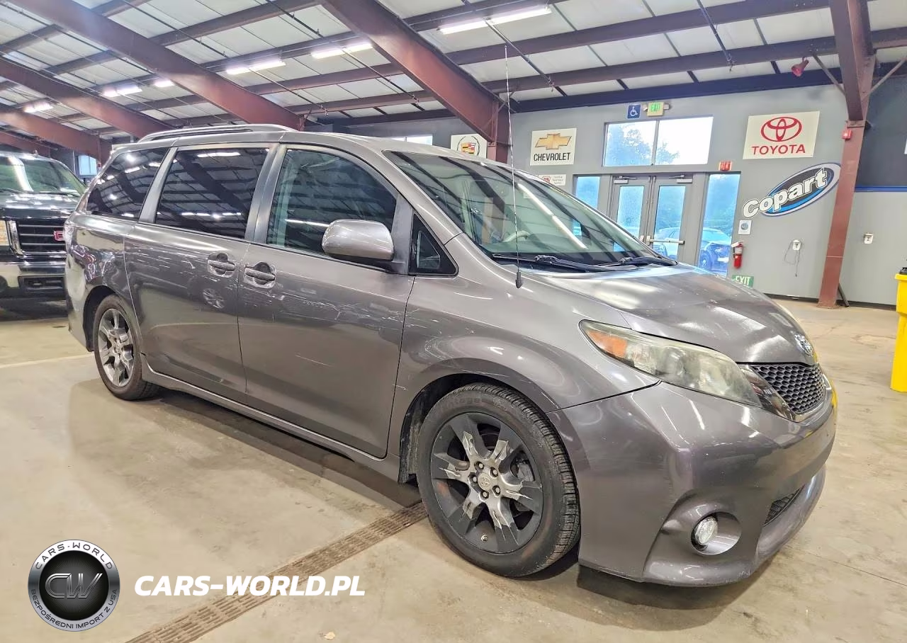 2012 Toyota Sienna Sport VIN:5TDXK3DC4CS188473 - 4