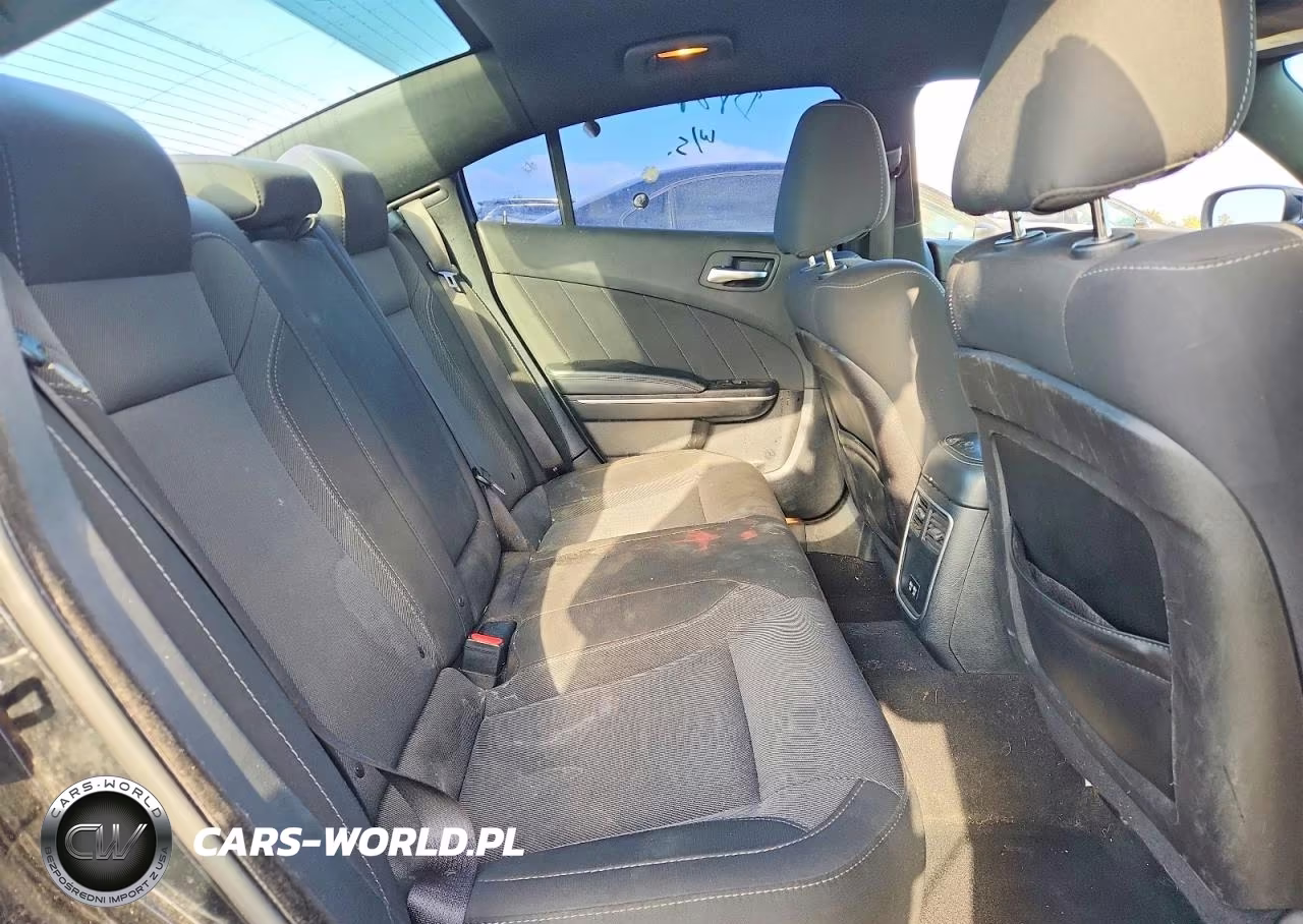 2019 Dodge Charger Sxt VIN:2C3CDXBG6KH644173 - 10