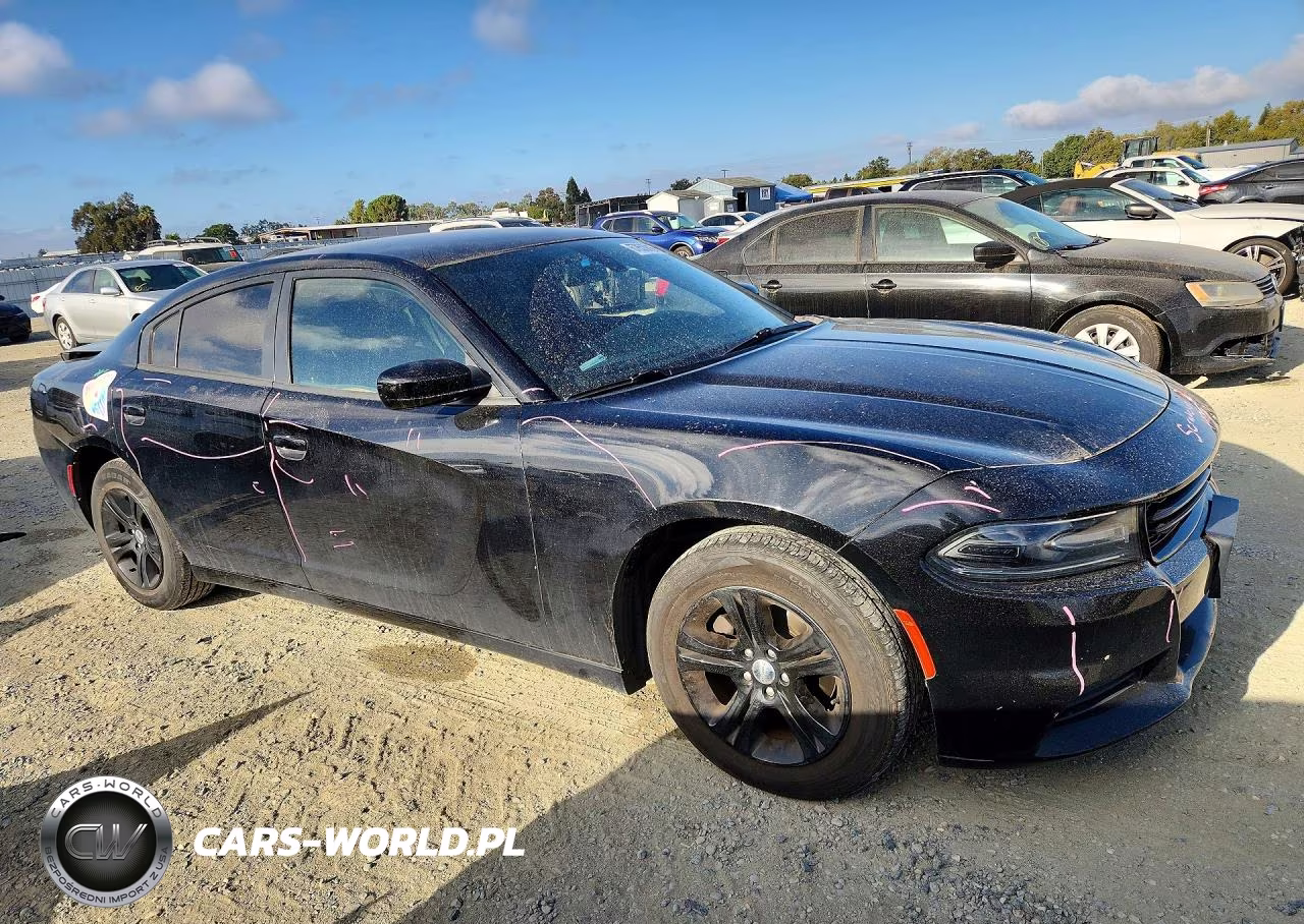2019 Dodge Charger Sxt VIN:2C3CDXBG6KH644173 - 4