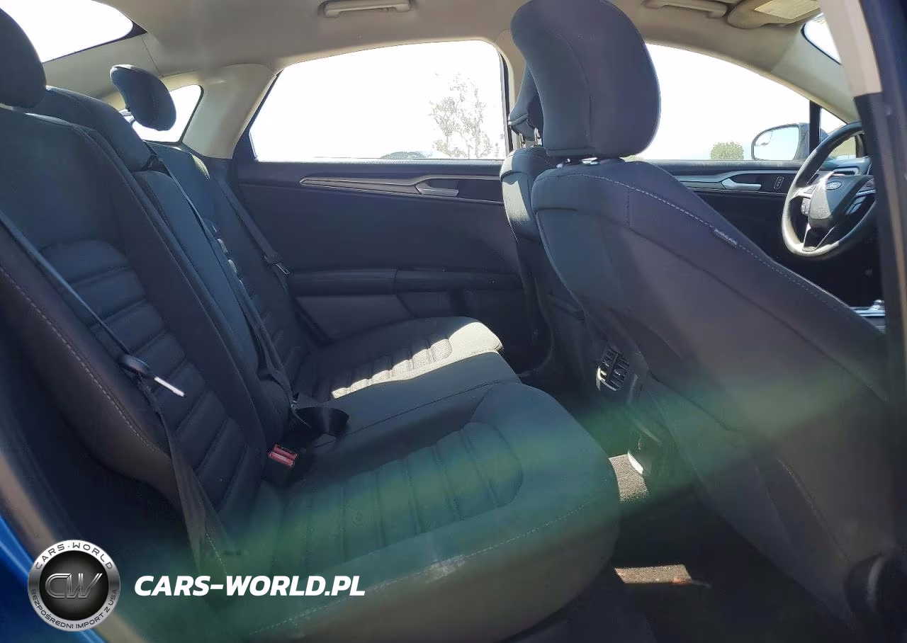 2017 Ford Fusion Se VIN:3FA6P0HD6HR299444 - 10