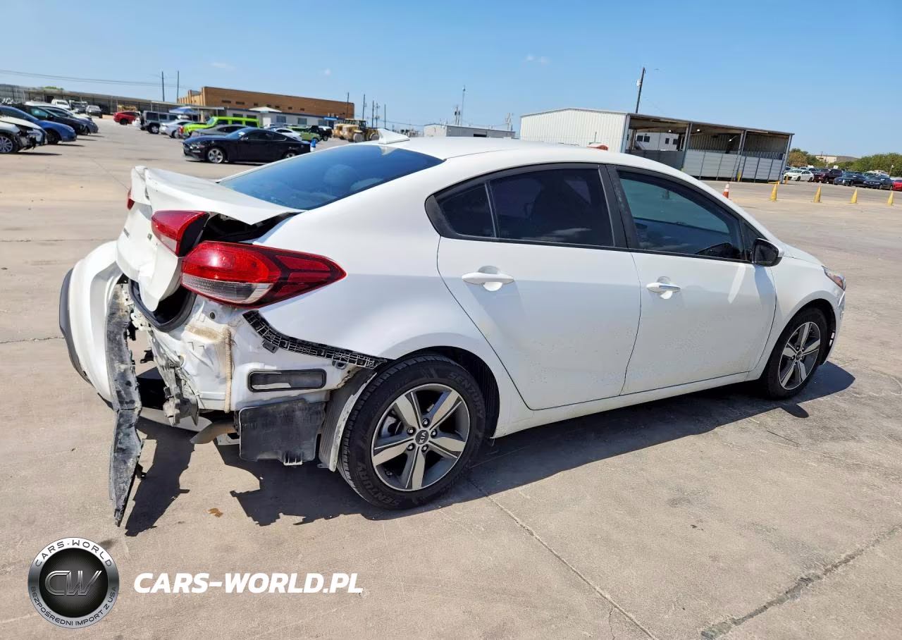 2018 Kia Forte Lx VIN:3KPFL4A75JE222126 - 3