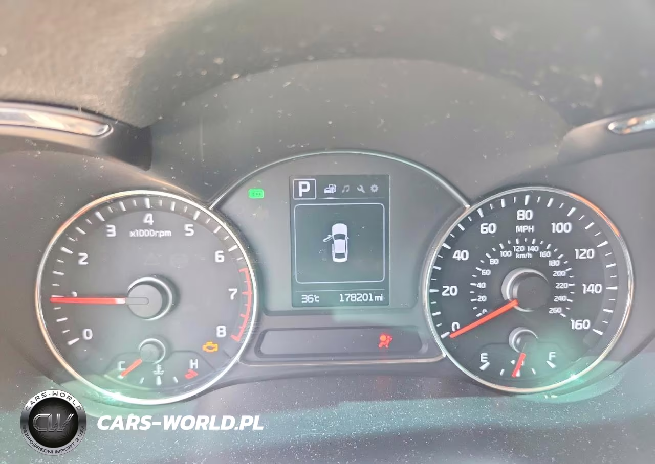 2018 Kia Forte Lx VIN:3KPFL4A75JE222126 - 9