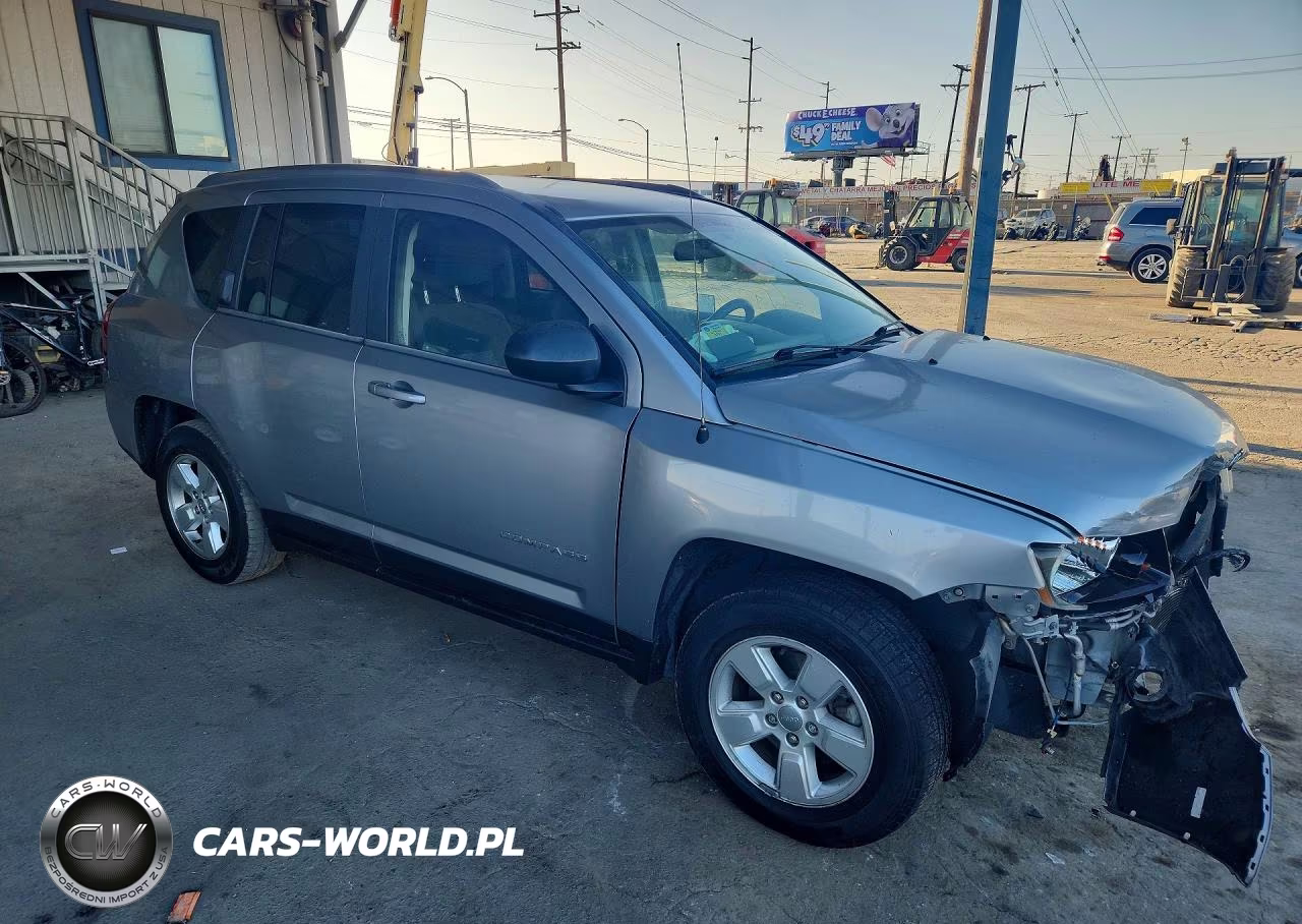 2014 Jeep Compass Sport VIN:1C4NJCBA6ED844604 - 4
