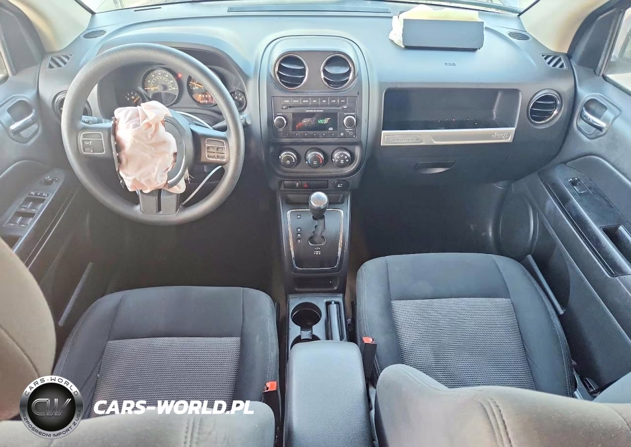 2014 Jeep Compass Sport VIN:1C4NJCBA6ED844604 - 8