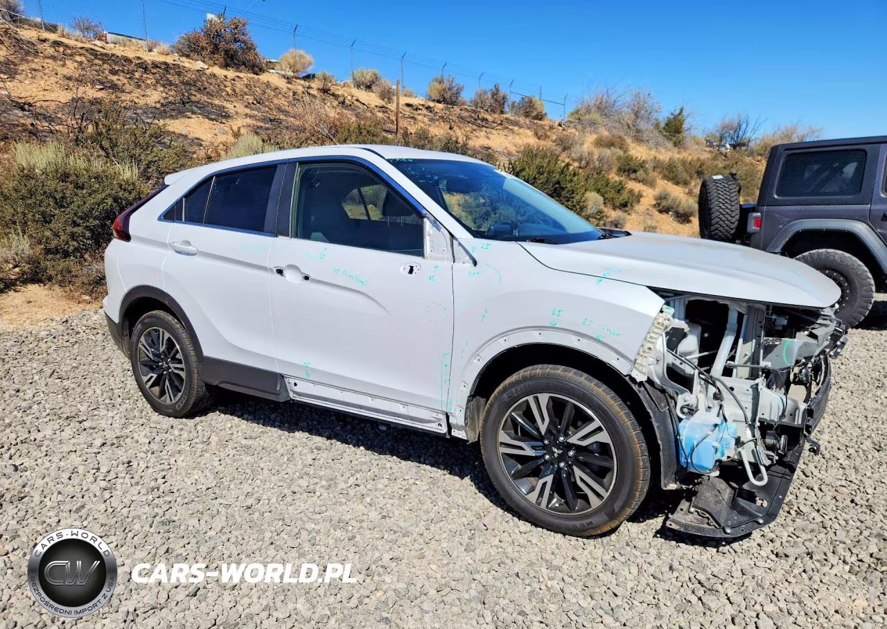 2024 Mitsubishi Eclipse Cross Se VIN:JA4ATWAA8RZ064294 - 4