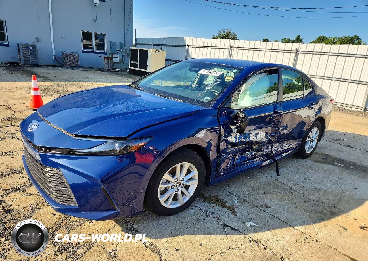 2025 Toyota Camry Le