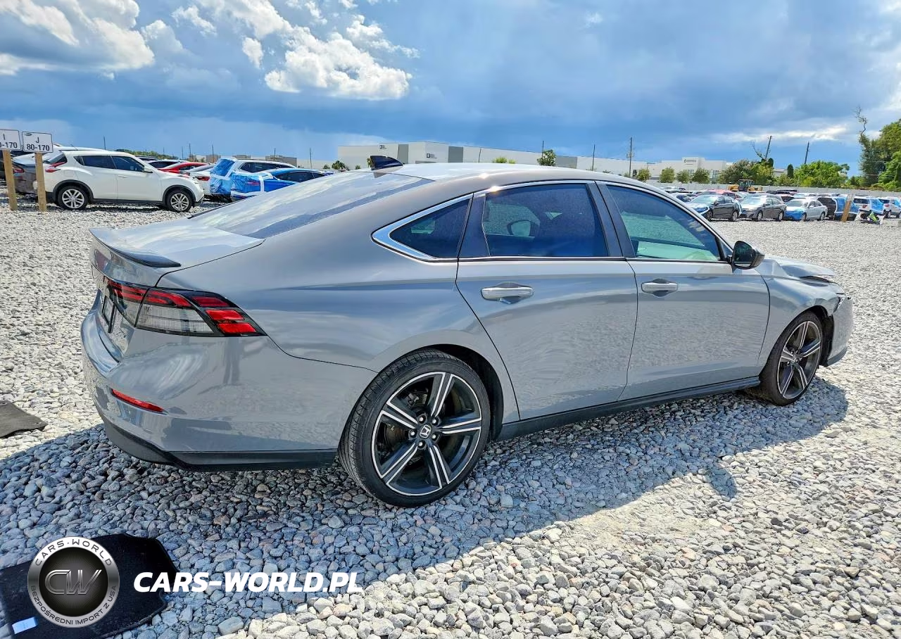 2024 Honda Accord Hybrid Sport VIN:1HGCY2F52RA088577 - 3