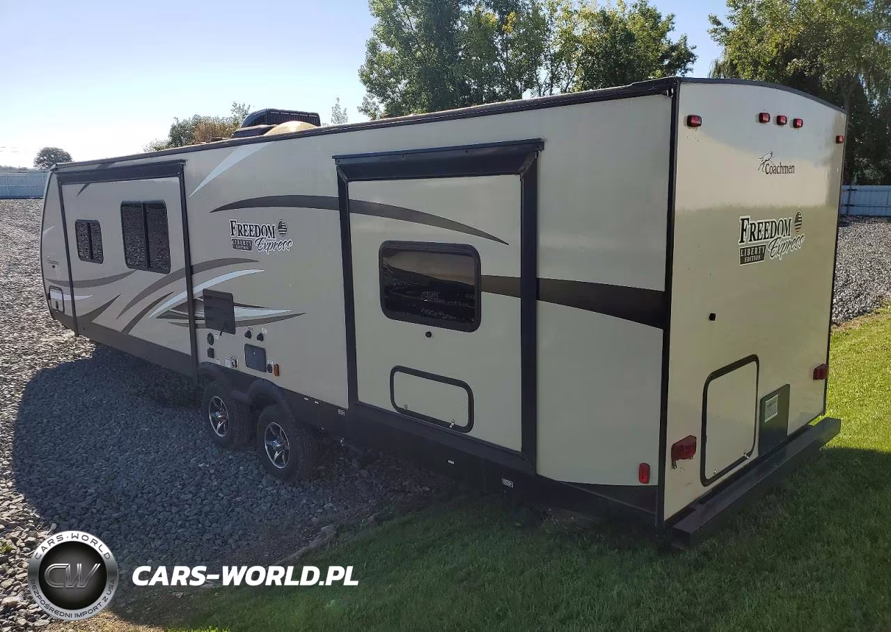 2017 Forest River Freedom Express Camper VIN:5ZT2FEXB2HS027839 - 3