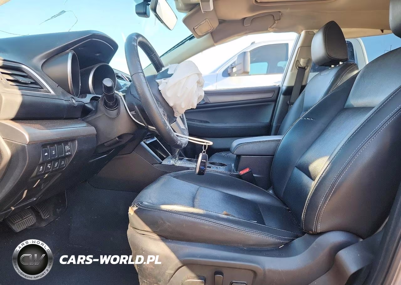 2017 Subaru Legacy 3.6R Limited VIN:4S3BNEN66H3034023 - 7