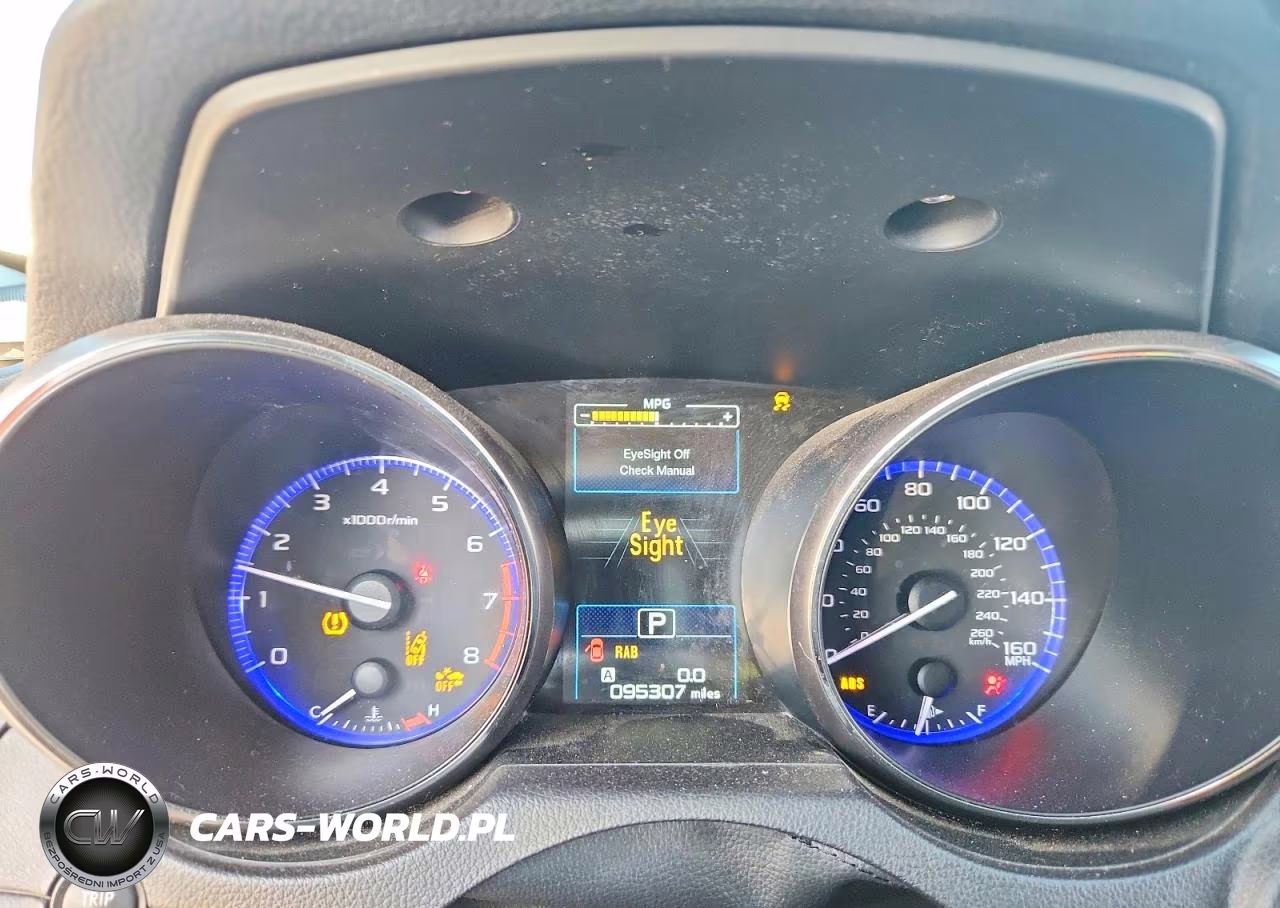 2017 Subaru Legacy 3.6R Limited VIN:4S3BNEN66H3034023 - 9
