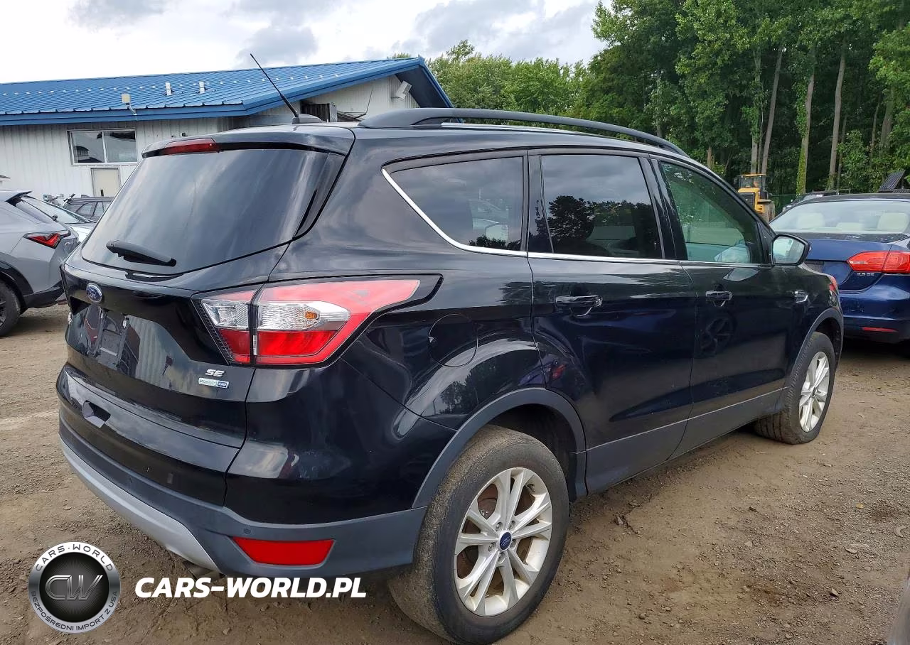 2018 Ford Escape Se VIN:1FMCU9GD9JUB76128 - 3