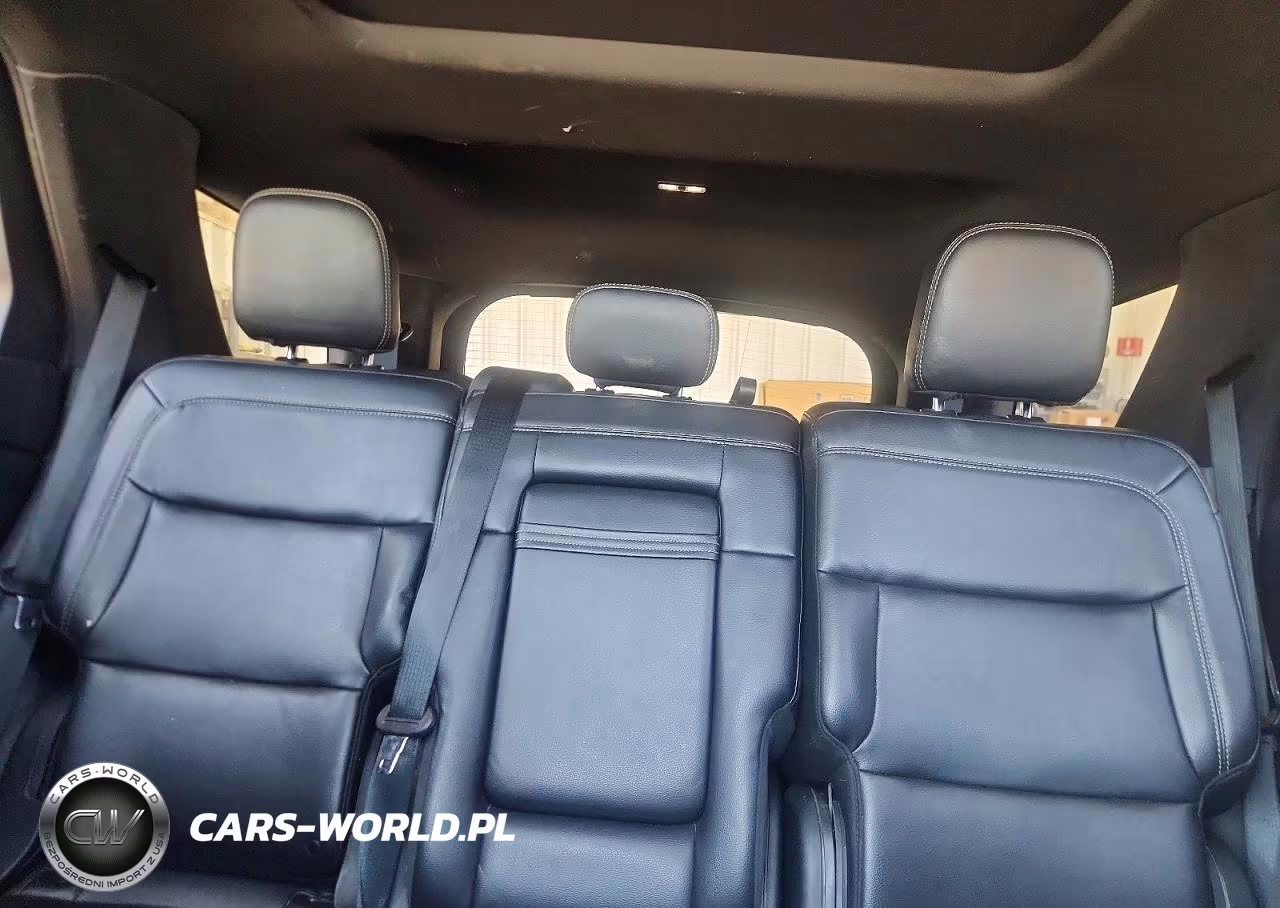 2020 Ford Explorer Xlt VIN:1FMSK8DH2LGB60003 - 10