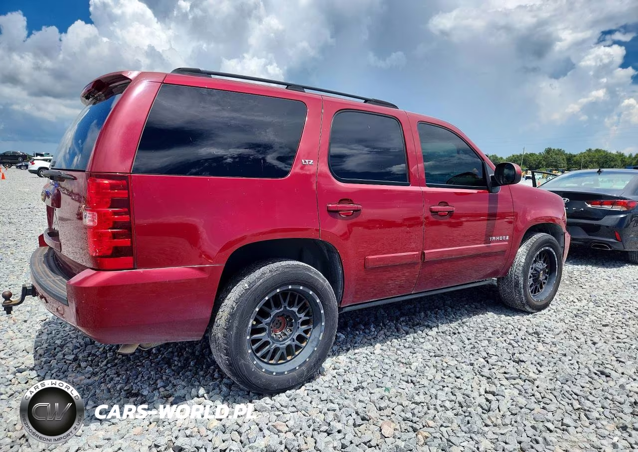 2007 Chevrolet Tahoe C1500 VIN:1GNFC13J27R186875 - 3