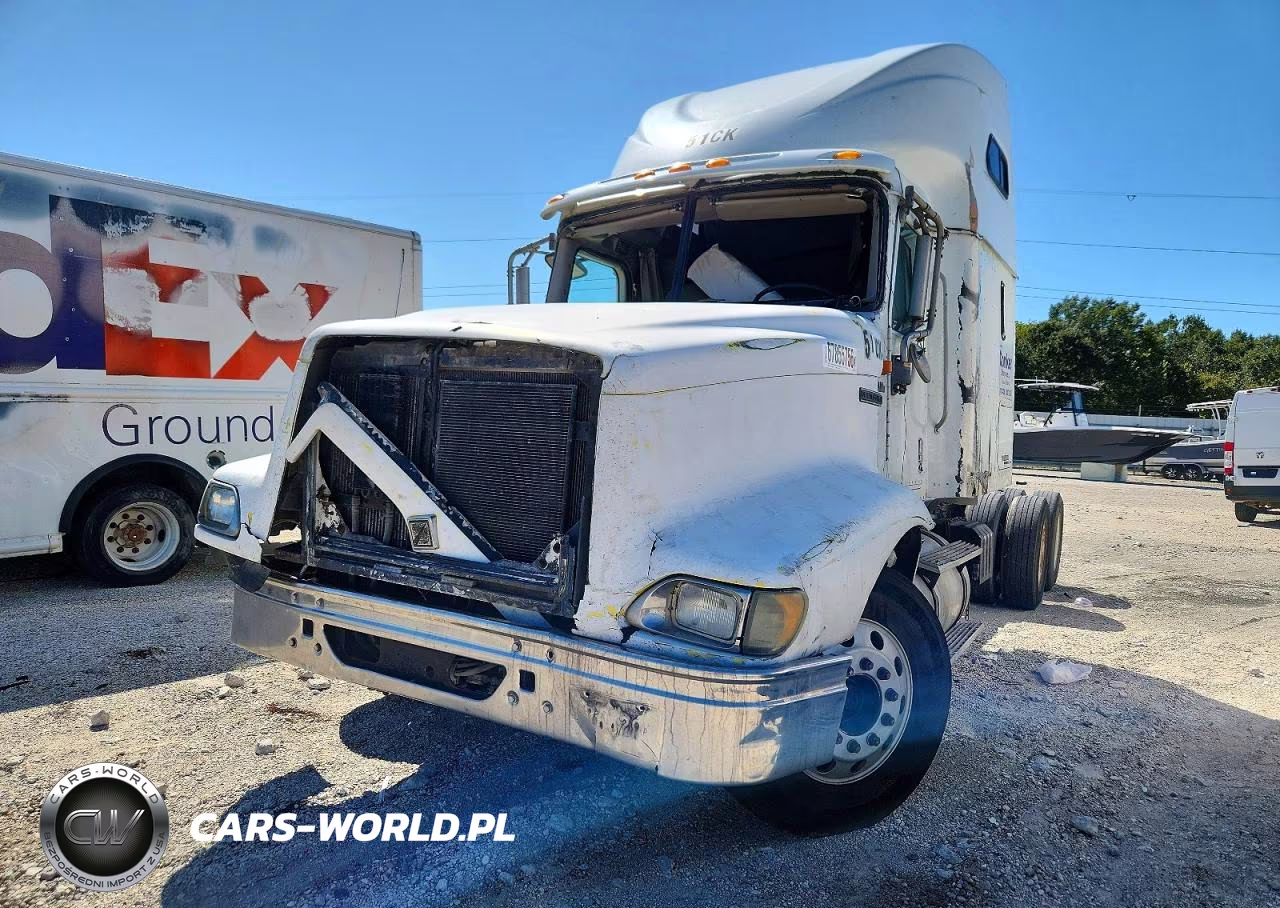 2004 International 9400I Semi Truck VIN:2HSCNAPR34C077766 - 13