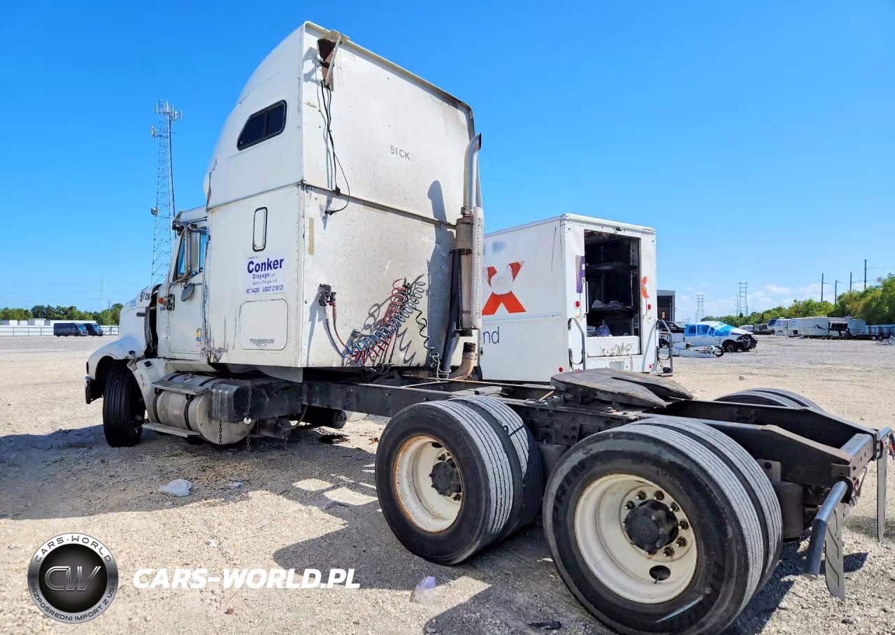 2004 International 9400I Semi Truck VIN:2HSCNAPR34C077766 - 2