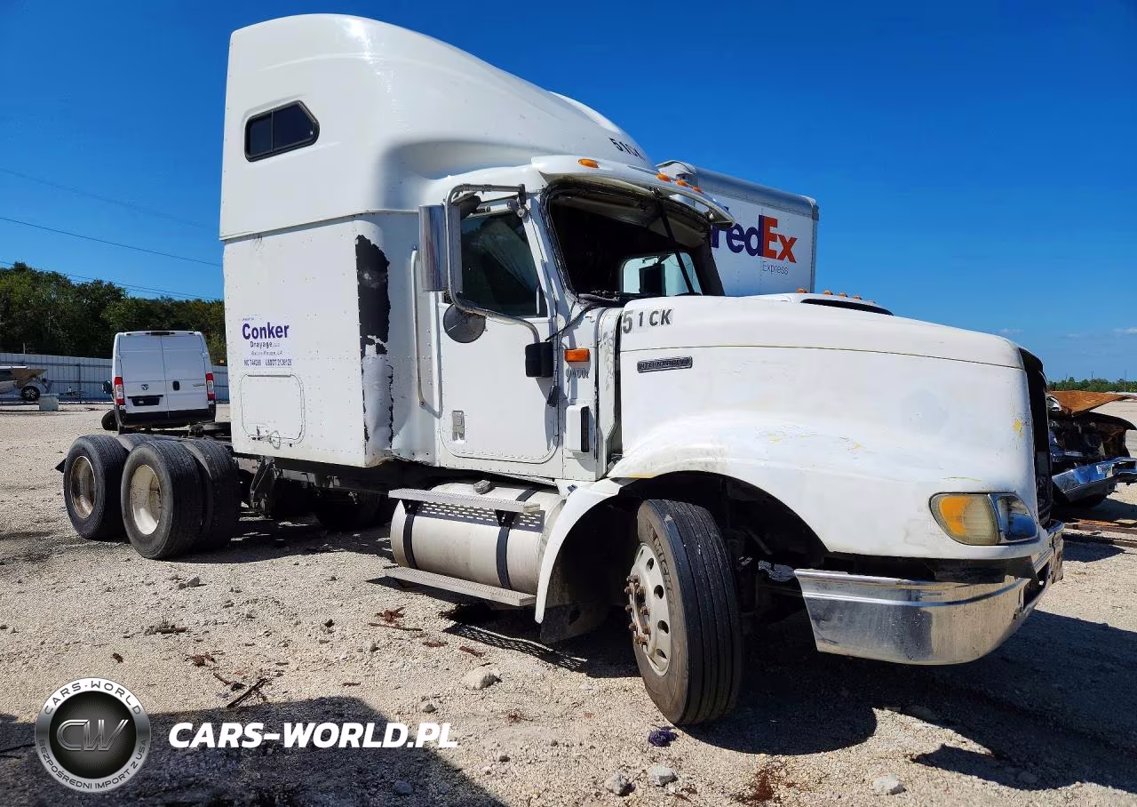 2004 International 9400I Semi Truck VIN:2HSCNAPR34C077766 - 4