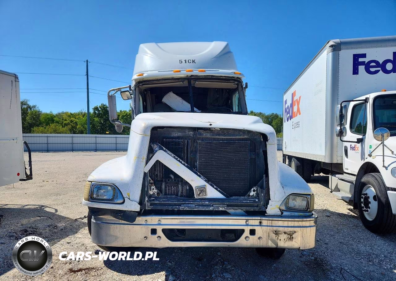 2004 International 9400I Semi Truck VIN:2HSCNAPR34C077766 - 5