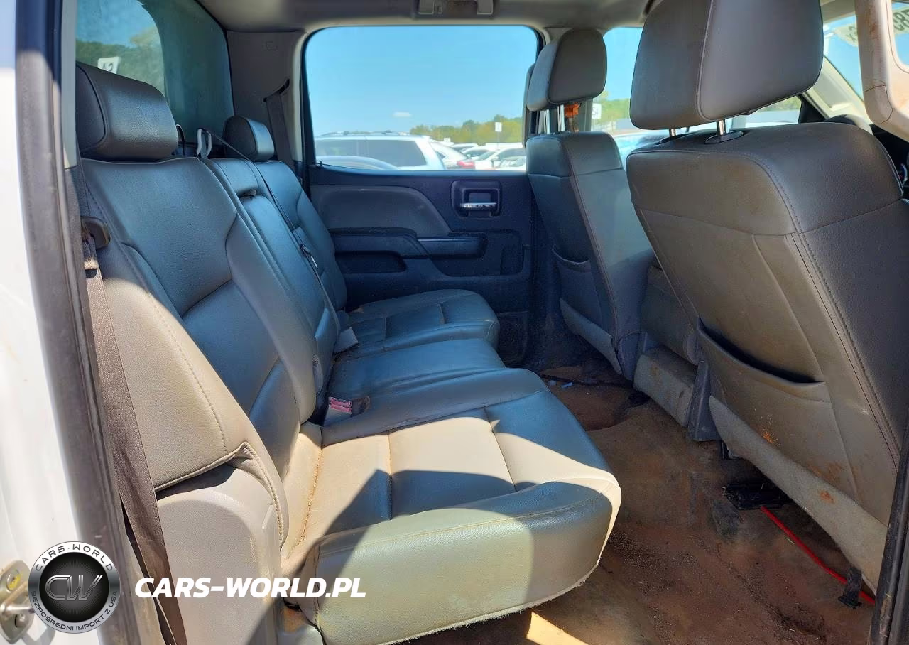 2016 Chevrolet Silverado C3500 VIN:1GB4CYCG8GF283775 - 10