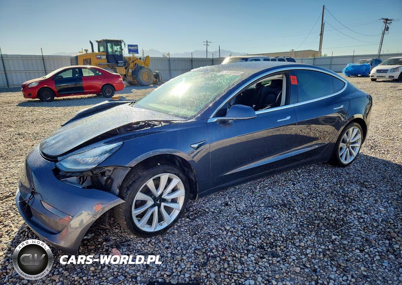 2019 Tesla Model 3 – zdjęcie 1 z 12