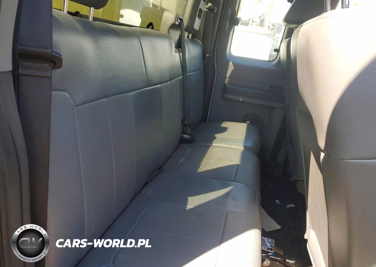 2011 Ford F350 Super Duty VIN:1FD8X3G60BEC77050 - 10
