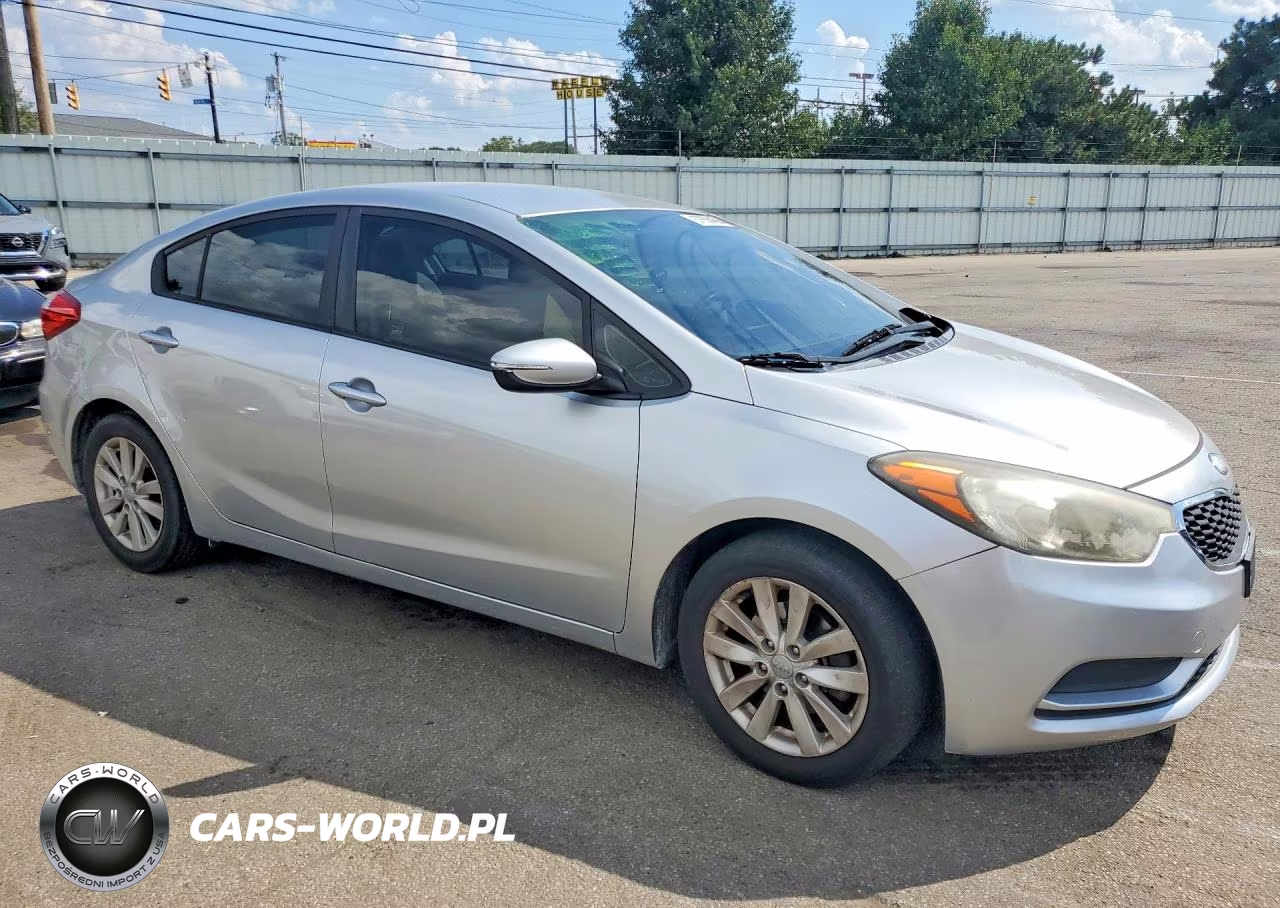 2014 Kia Forte Lx VIN:KNAFX4A63E5079137 - 4