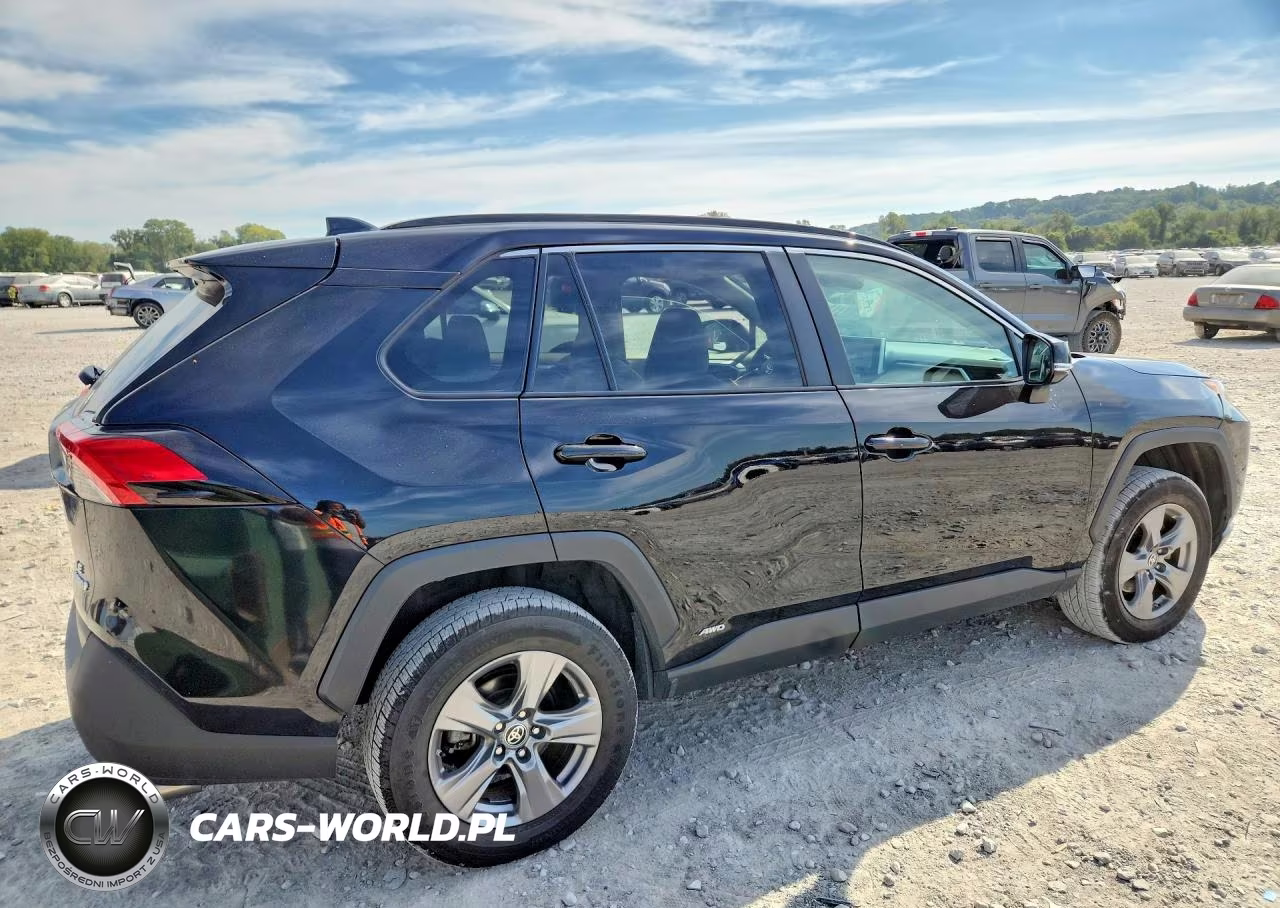2024 Toyota Rav4 Le VIN:4T3MWRFV8RU133007 - 3