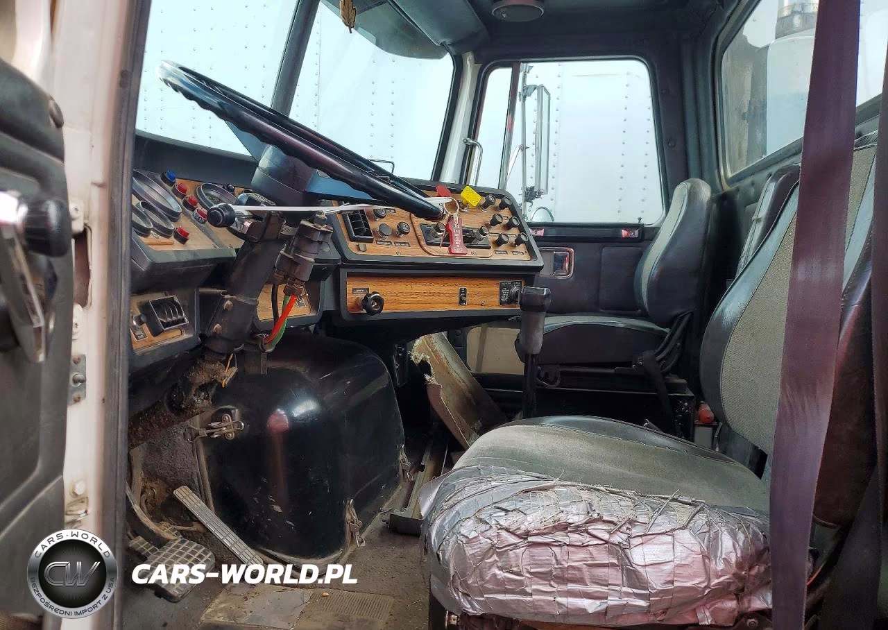 1989 White-GMC Aero Wca VIN:4V1VDBME5KN611290 - 7
