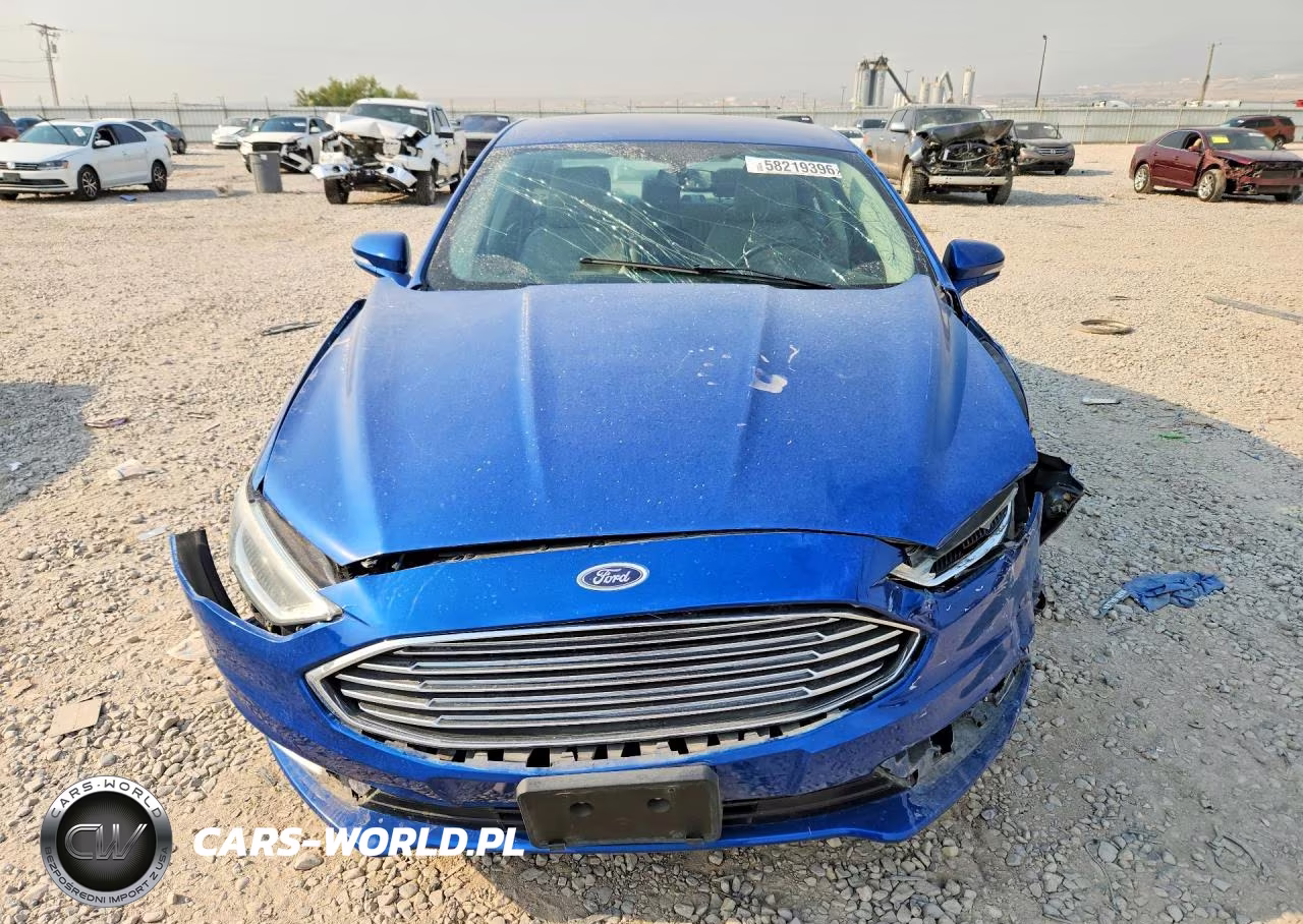 2017 Ford Fusion Se VIN:3FA6P0T90HR119572 - 5