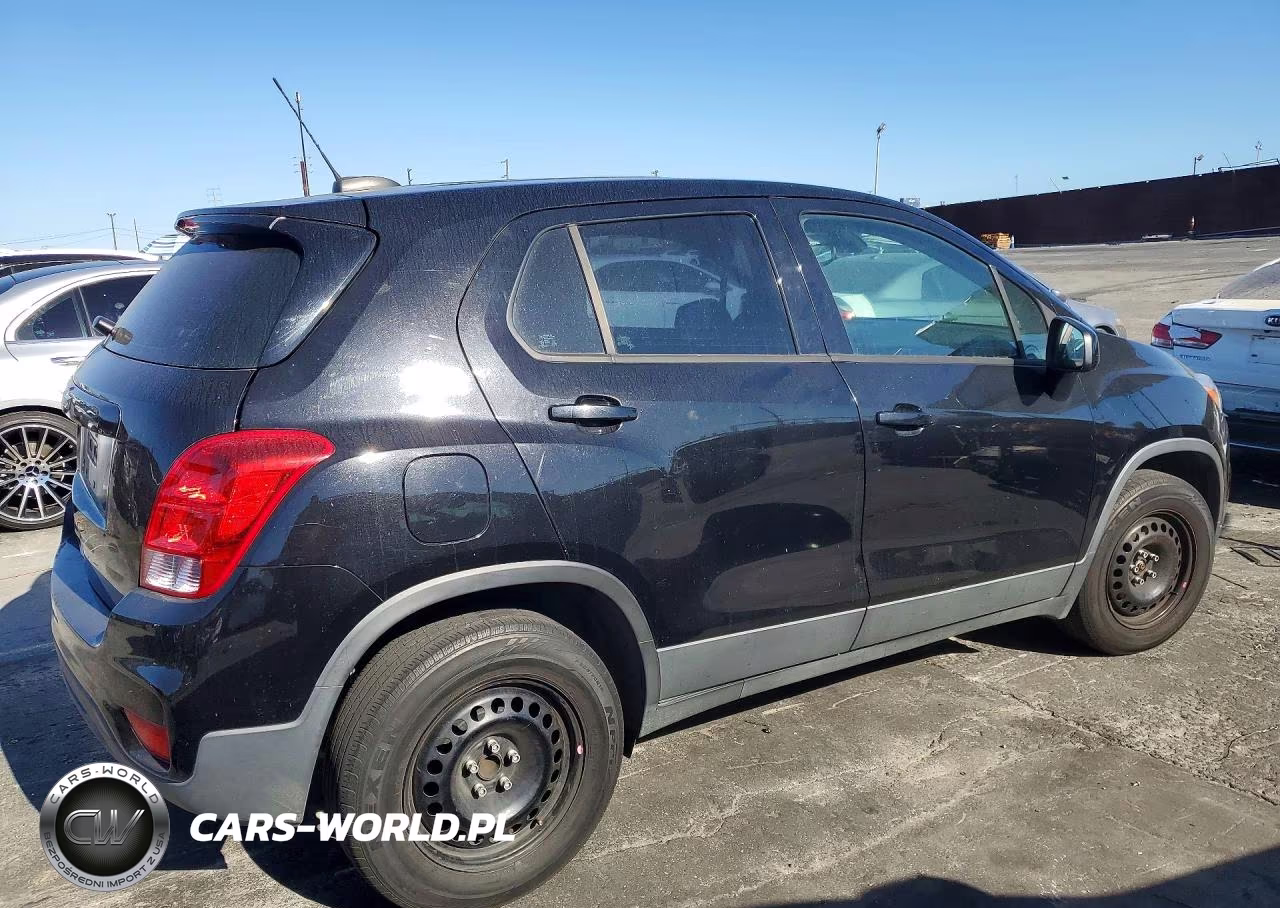 2017 Chevrolet Trax Ls VIN:3GNCJKSB6HL288469 - 3