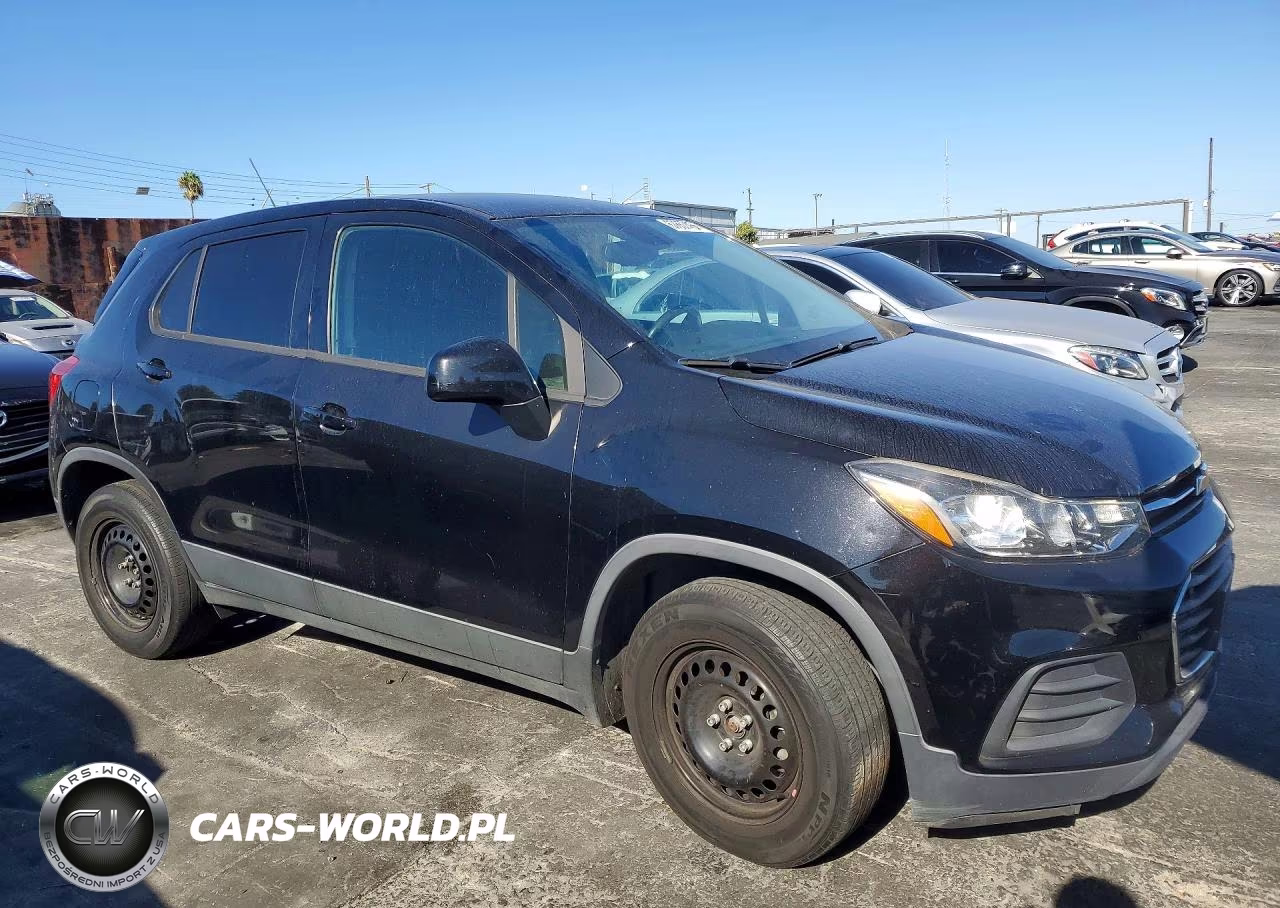 2017 Chevrolet Trax Ls VIN:3GNCJKSB6HL288469 - 4