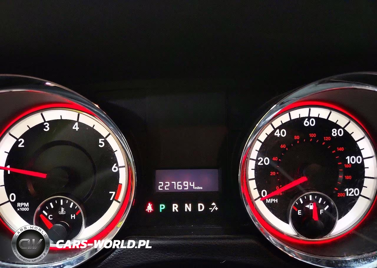 2016 Dodge Grand Caravan Sxt VIN:2C4RDGCG6GR179710 - 9