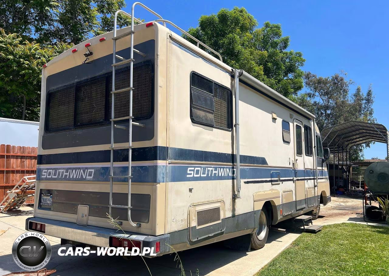 1989 Fleetwood Southwind VIN:1GBKP37WXK3309612 - 4