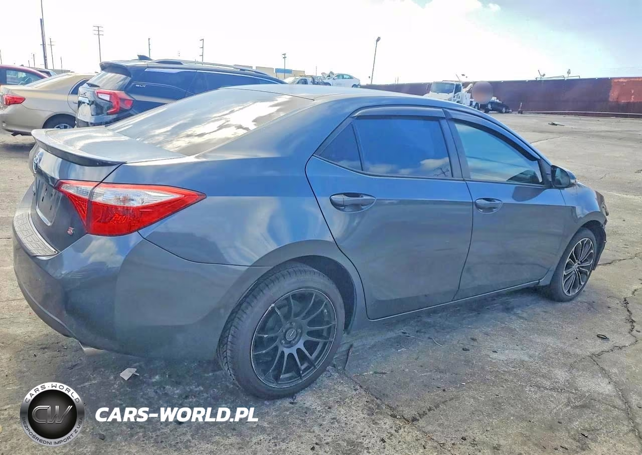 2015 Toyota Corolla S VIN:5YFBURHE9FP358276 - 3